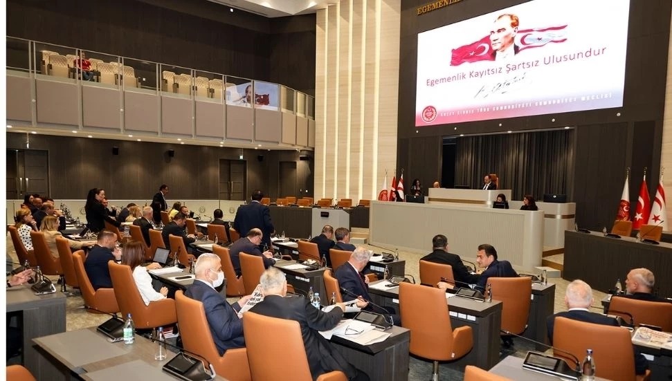 Tartışmalı ‘kumar yasası’ sabaha karşı Meclis’ten geçti