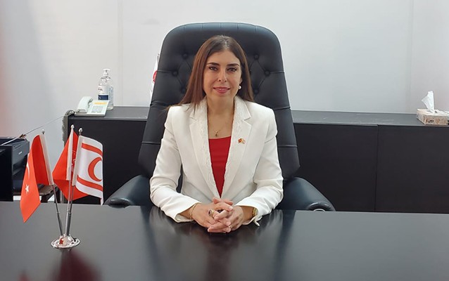 Altuğra: Tarihi fotoğrafta asil insanlar var, bir de günümüze bakın