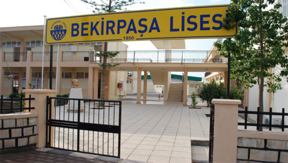 Bekirpaşa’da genç öğretmenlere tehdit iddiası: “Böyle devam ederseniz Türkiye’ye giremezsiniz!”