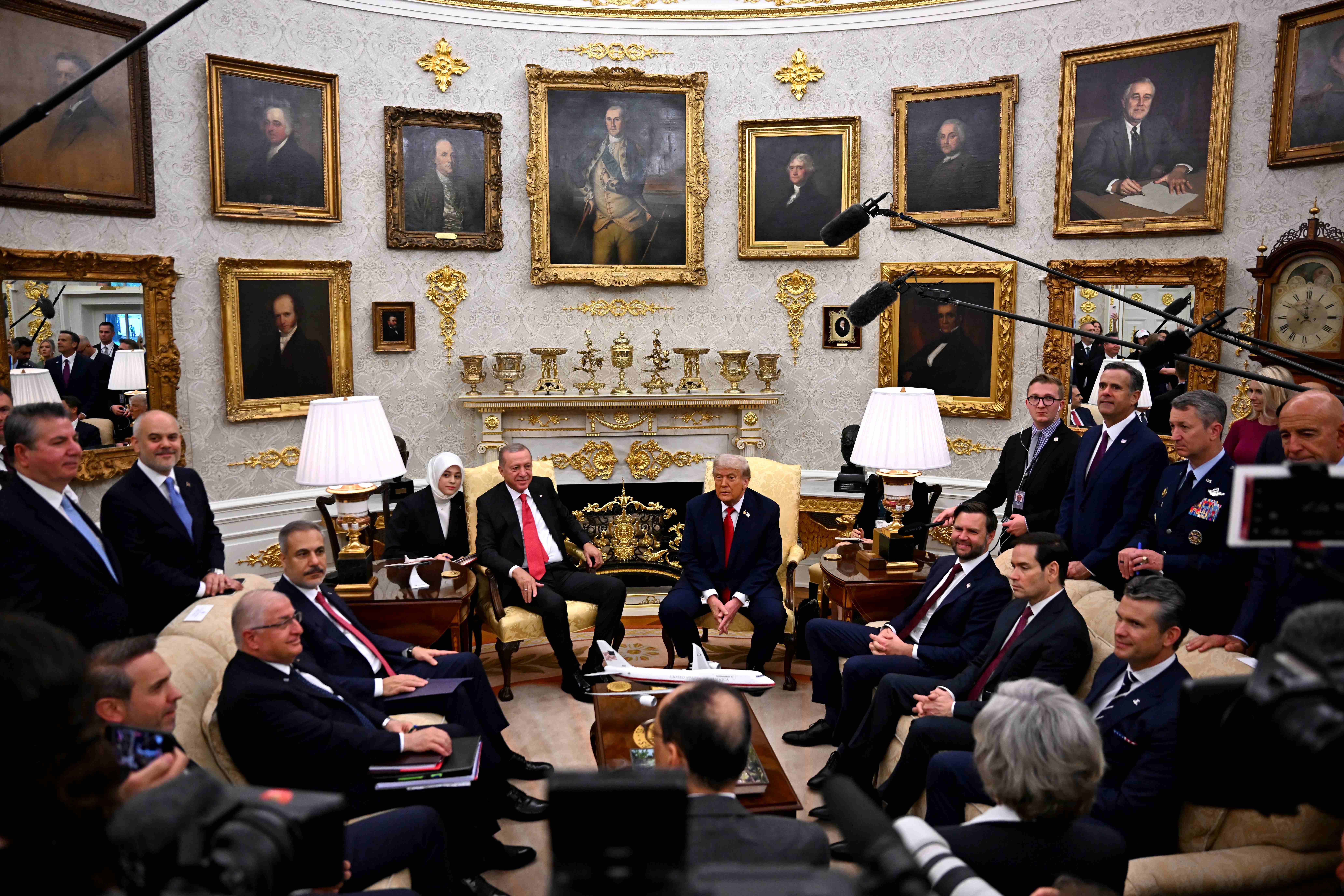 Trump: Cumhurbaşkanı Erdoğan tüm dünyada çok saygı görüyor