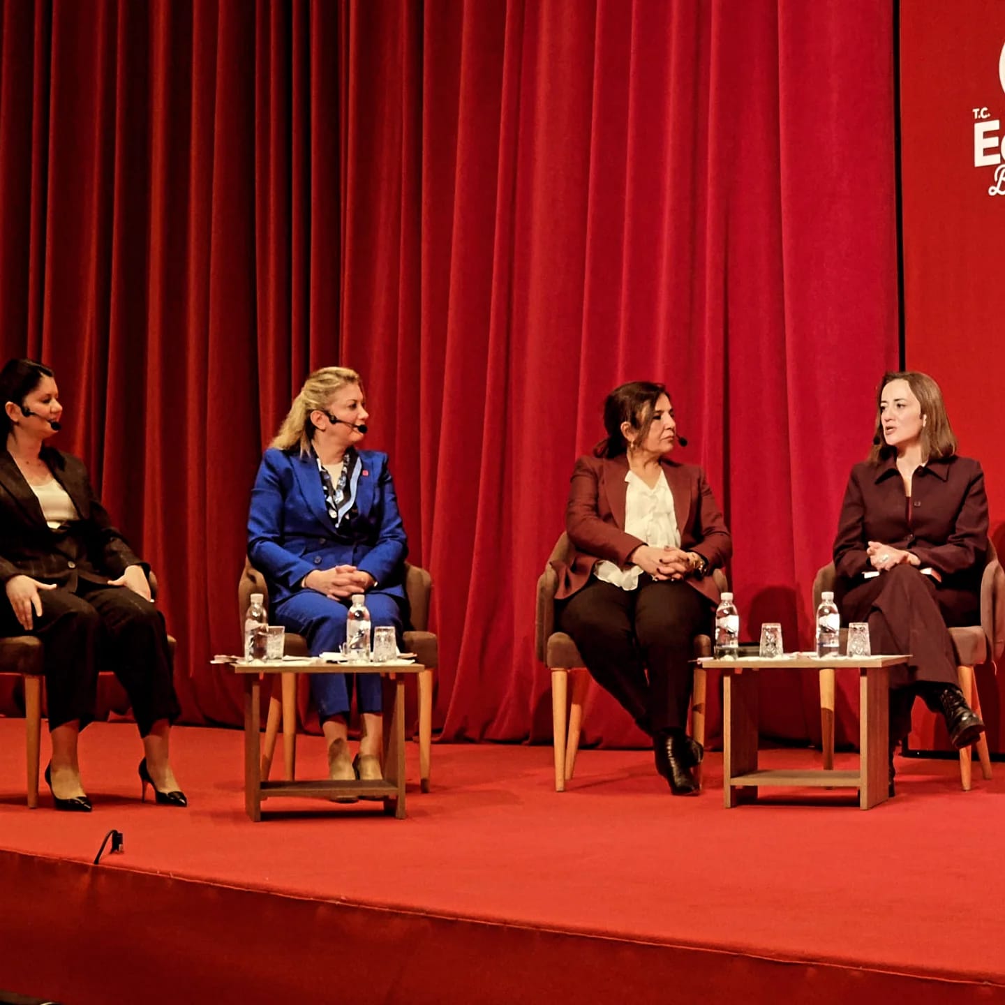 Derya: Otokrasiler yükseldikçe ile kadınlar üzerindeki bakım yükü artıyor