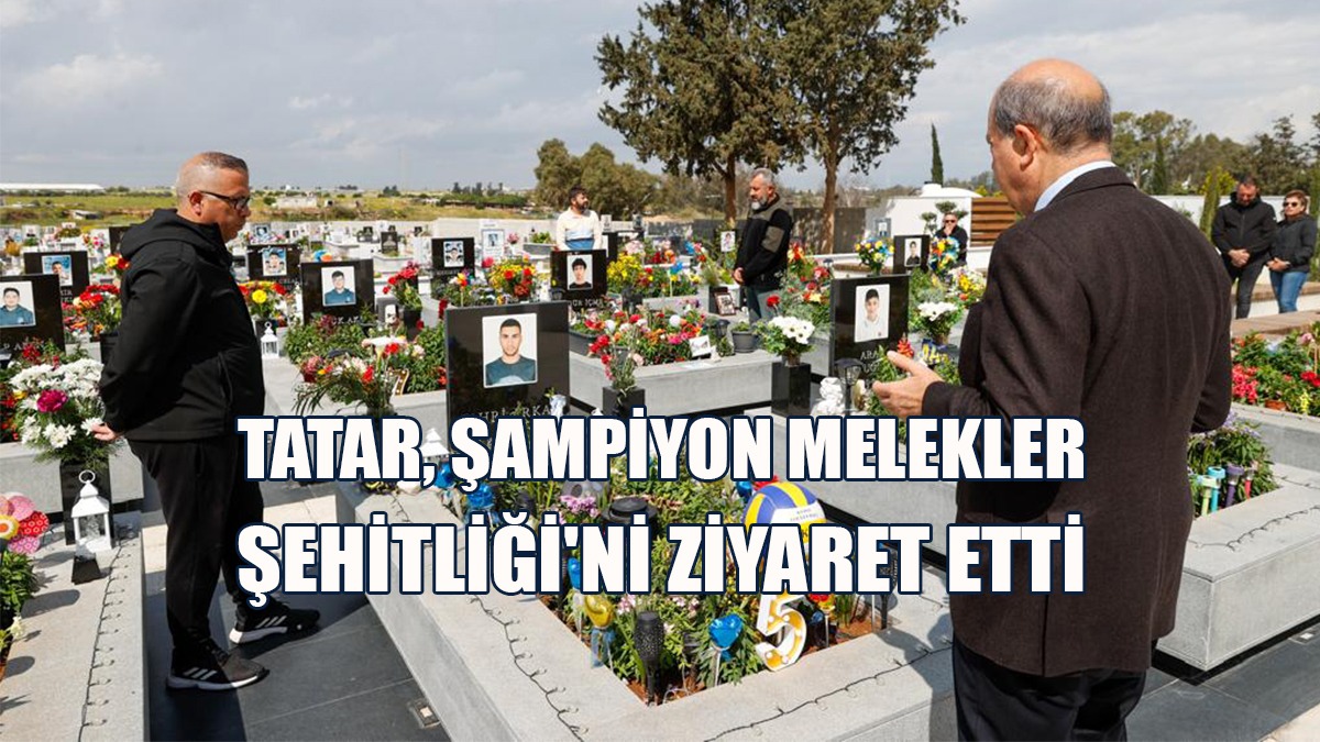 Tatar, Kabirlere Çiçek Koydu