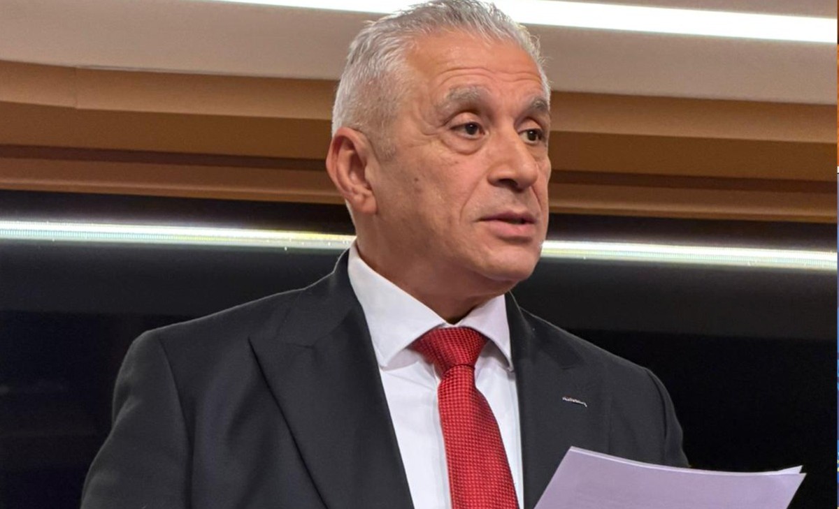 Rum yönetiminin tek taraflı adımları adada barışı tehdit ediyor