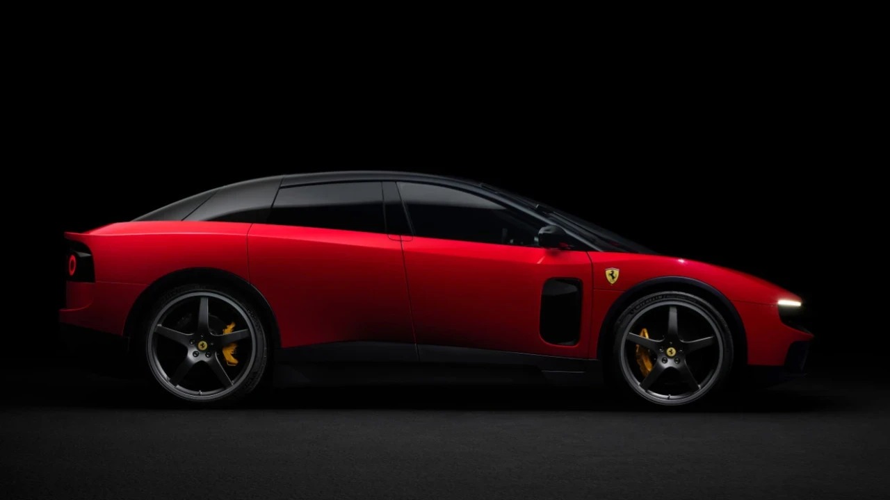 Ferrari'de elektrikli araç krizi büyüyor