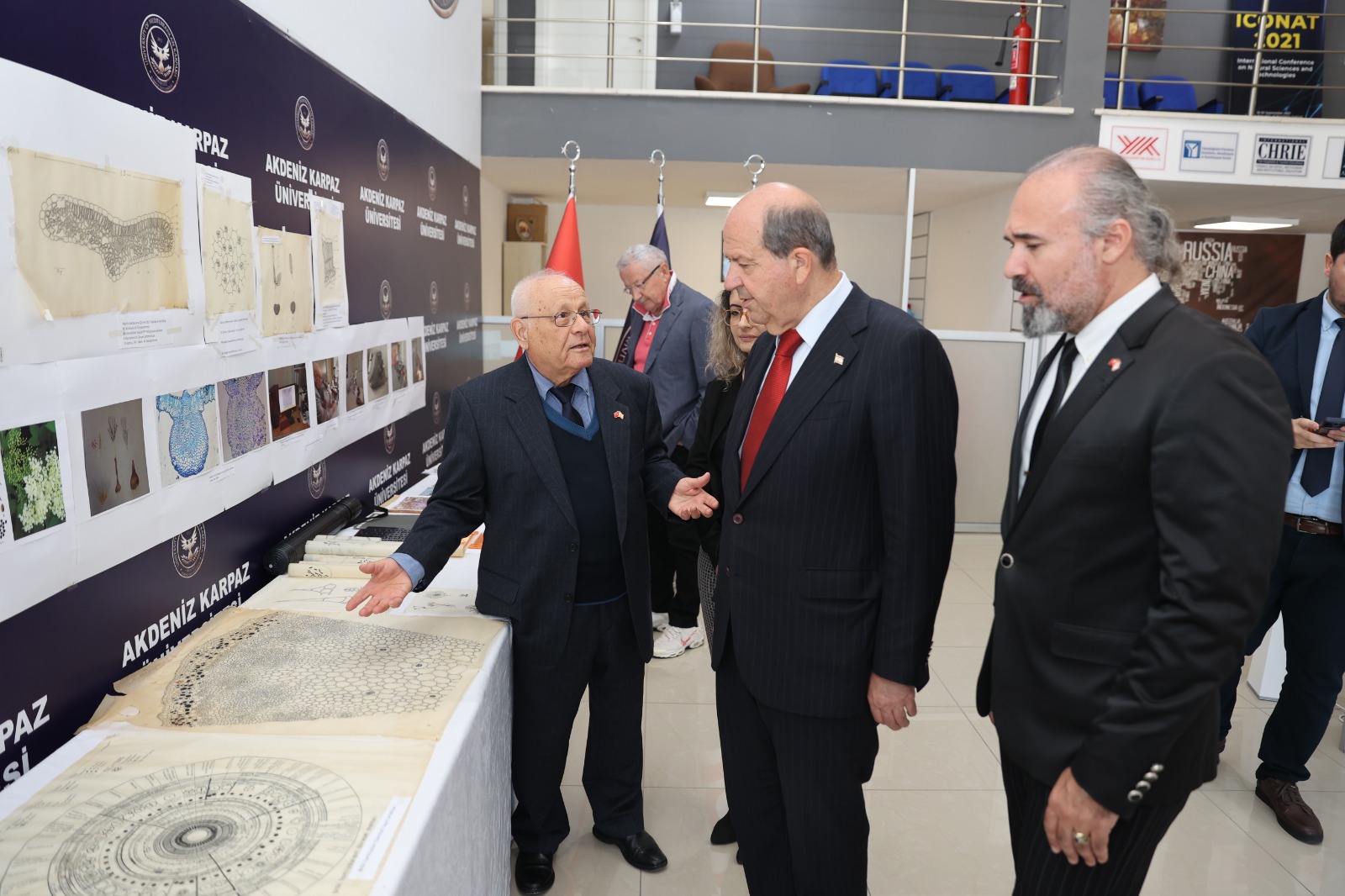 Tatar, “Doğanın Mühendisliği” isimli serginin açılışına katıldı