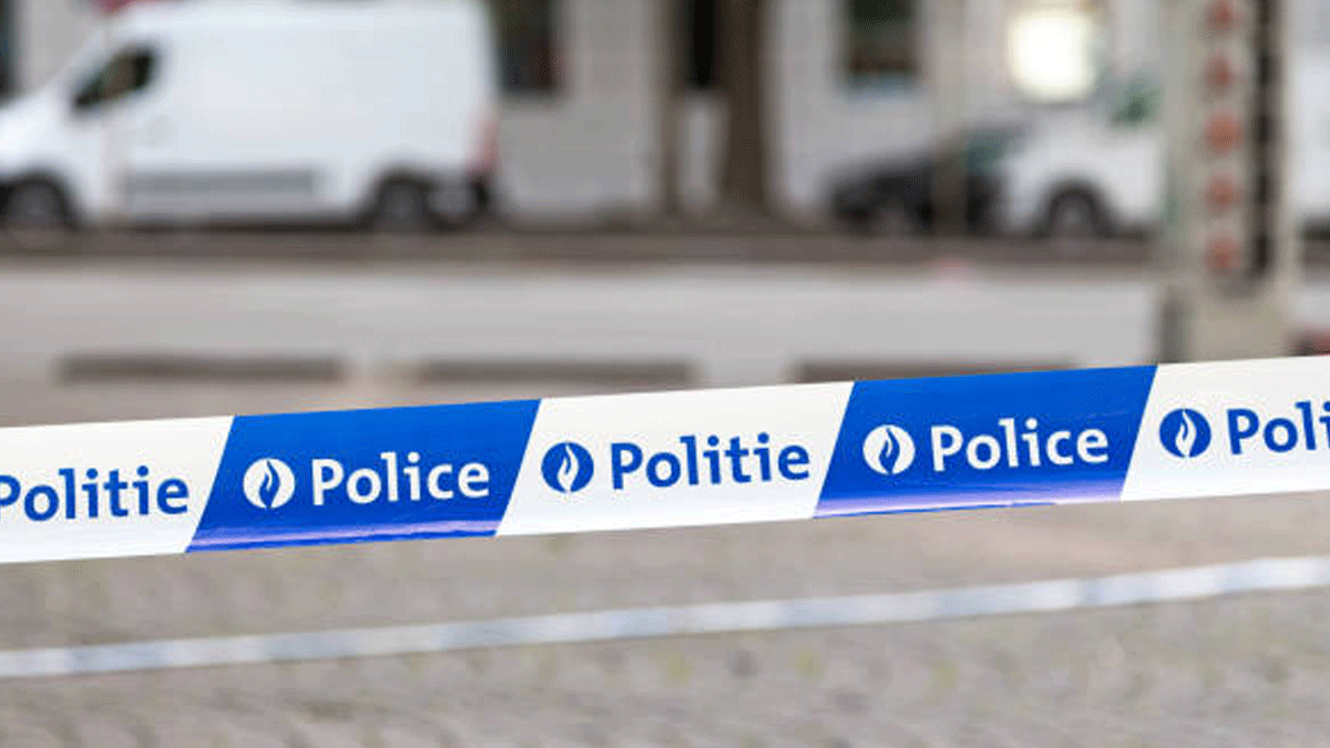 Fransa'da Bomba İhbarı Nedeniyle Bir Lise Boşatıldı