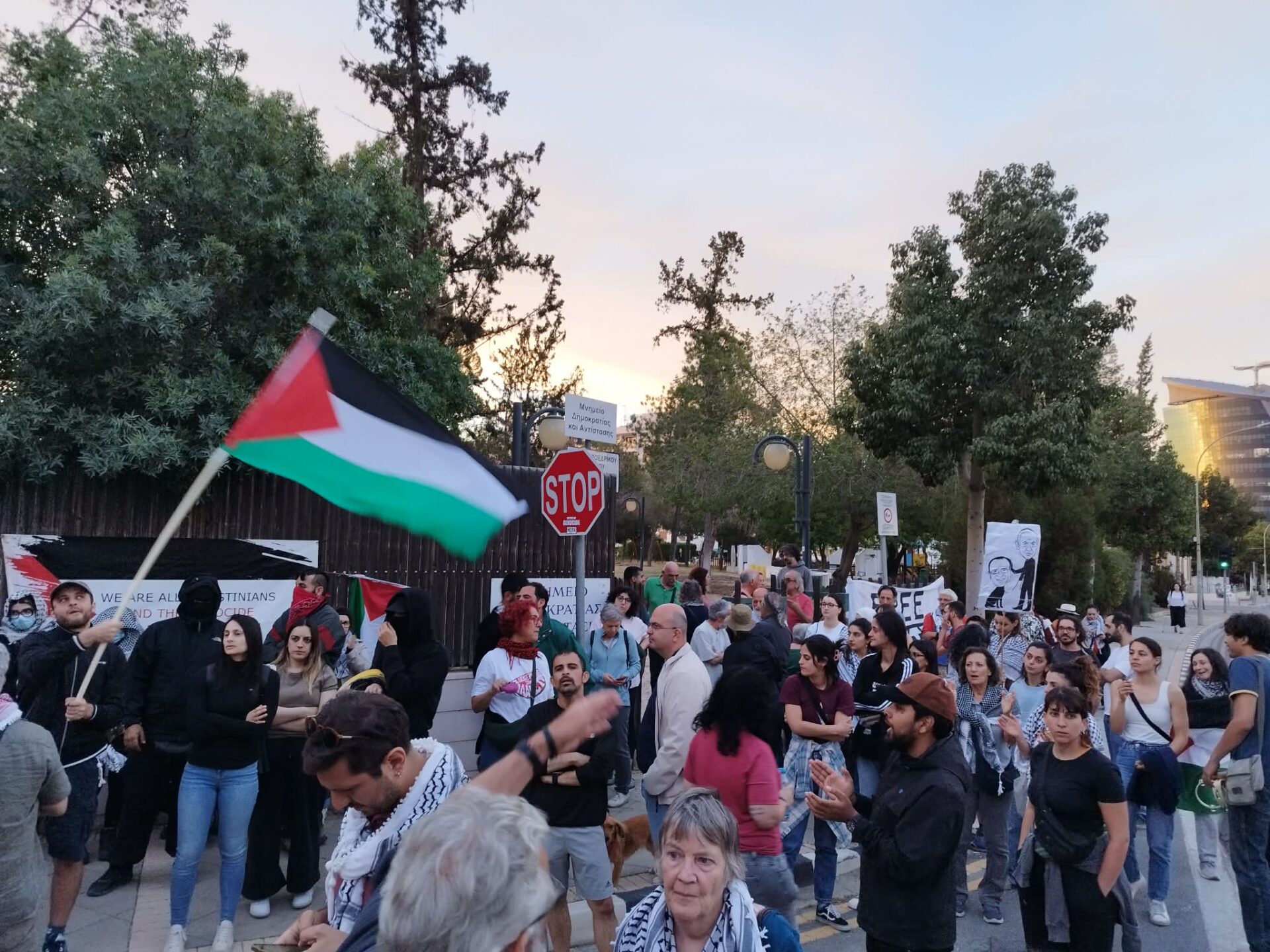 AKEL’den İsrail’e “korsanlık” suçlaması