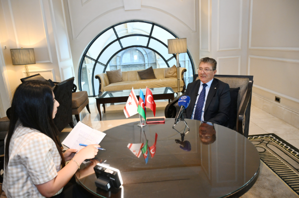 Üstel: Azerbaycan ile ilişkilerimizi daha ileri taşımak için çaba sarf ediyoruz