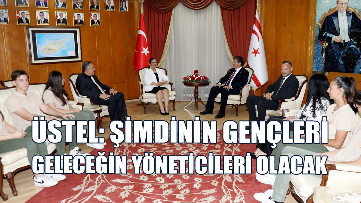 Üstel, Esin Leman Lisesi Öğrencilerini Kabul Etti