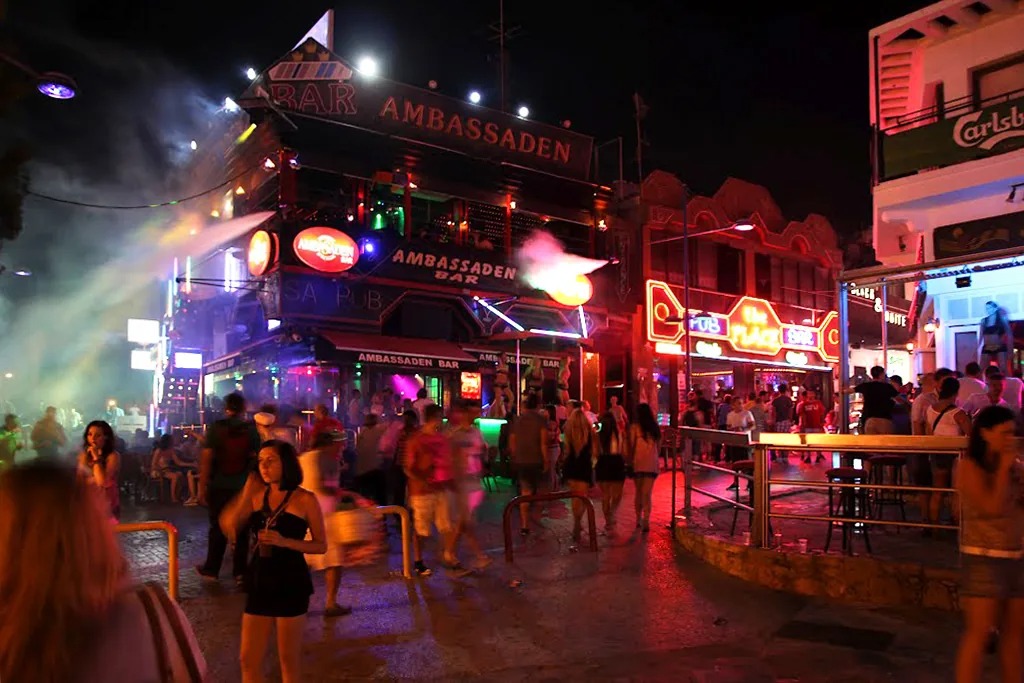 Ayia Napa turizmi savaş ve şiddet olaylarından etkilendi