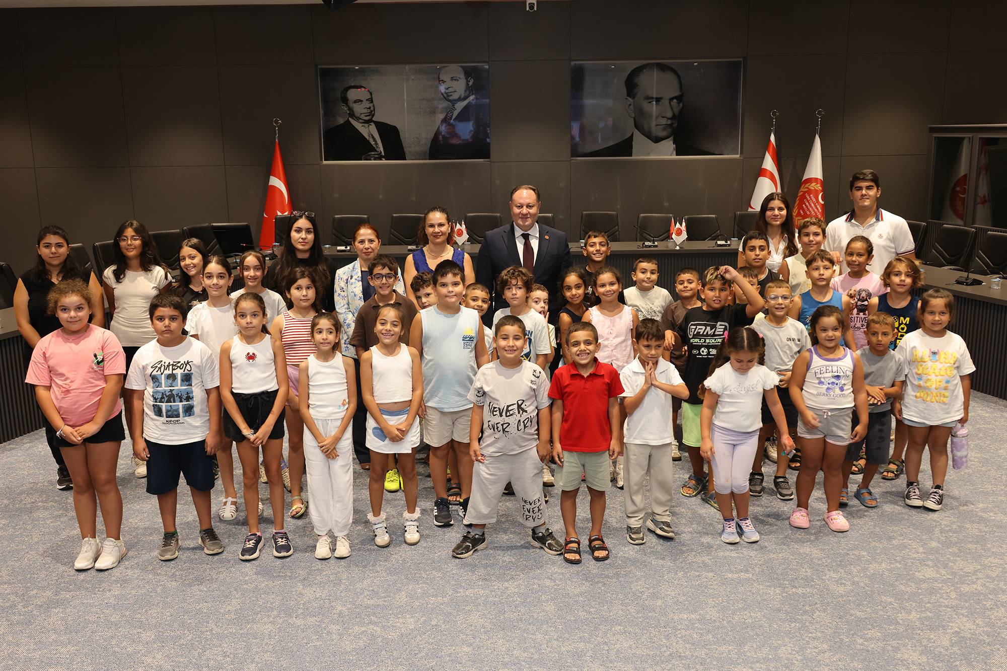 Öztürkler: Geçmişini bilen çocuklar geleceği daha güçlü inşa eder