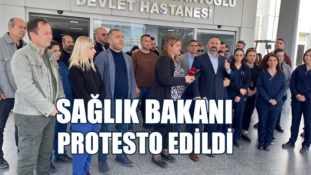 KTAMS Lefkoşa Devlet Hastanesi Önünde Basın Açıklaması Yaptı