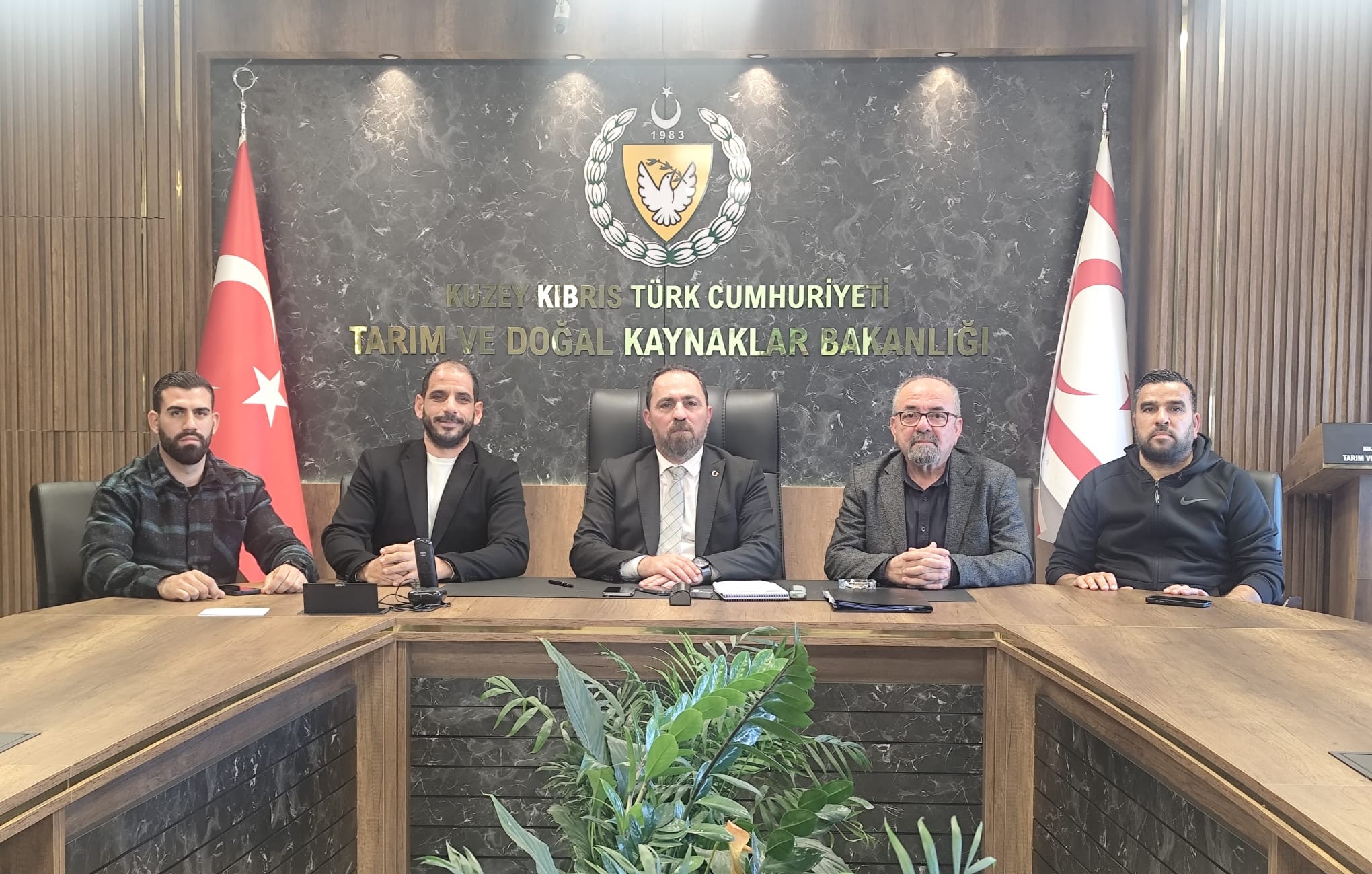 Arıcılık sektörü temsilcileri Çavuş’u ziyaret etti: Yol haritası ele alındı