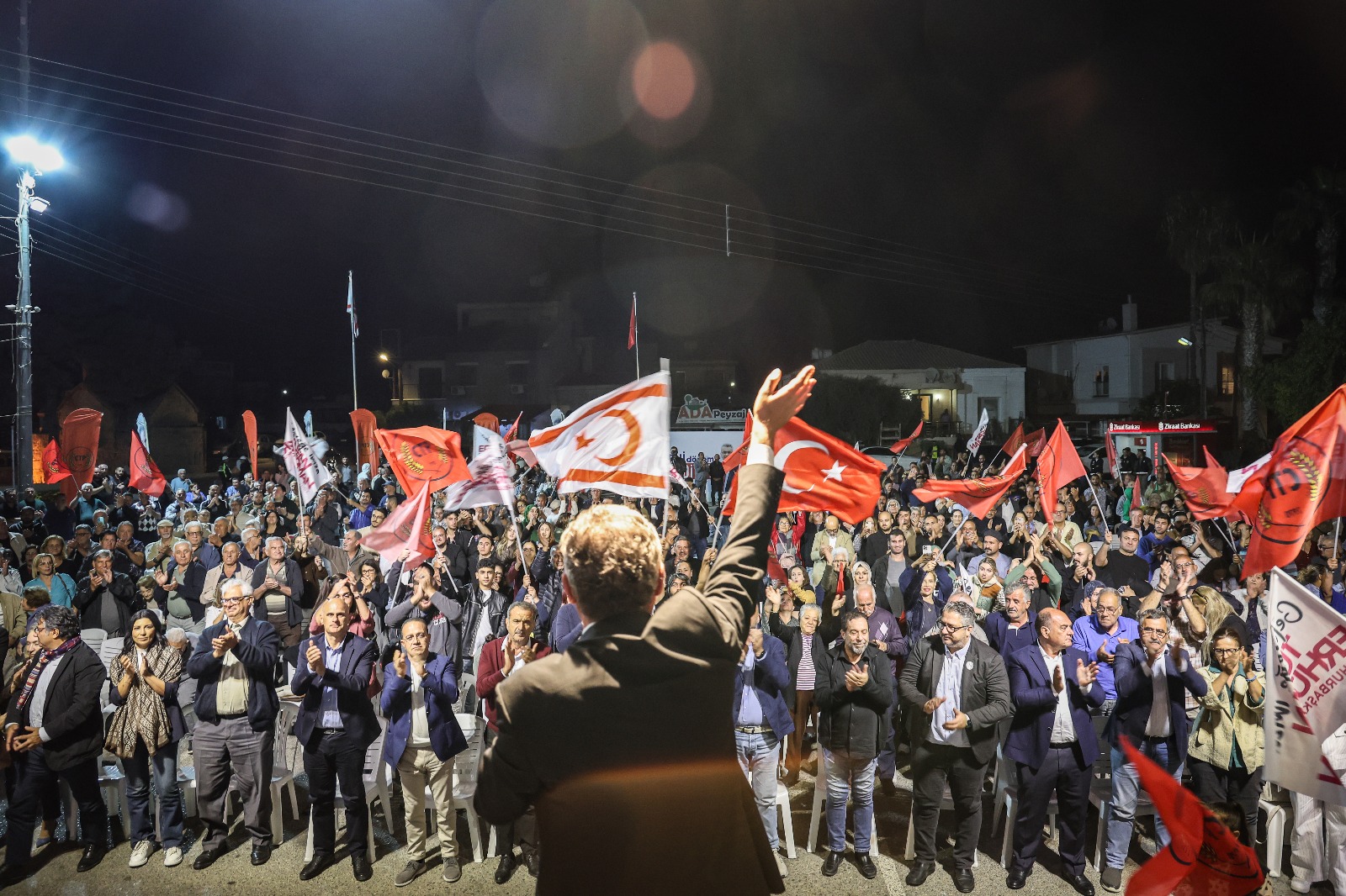 Erhürman: Umutlu olacağız, mutlu olacağız; bu halleri değiştireceğiz