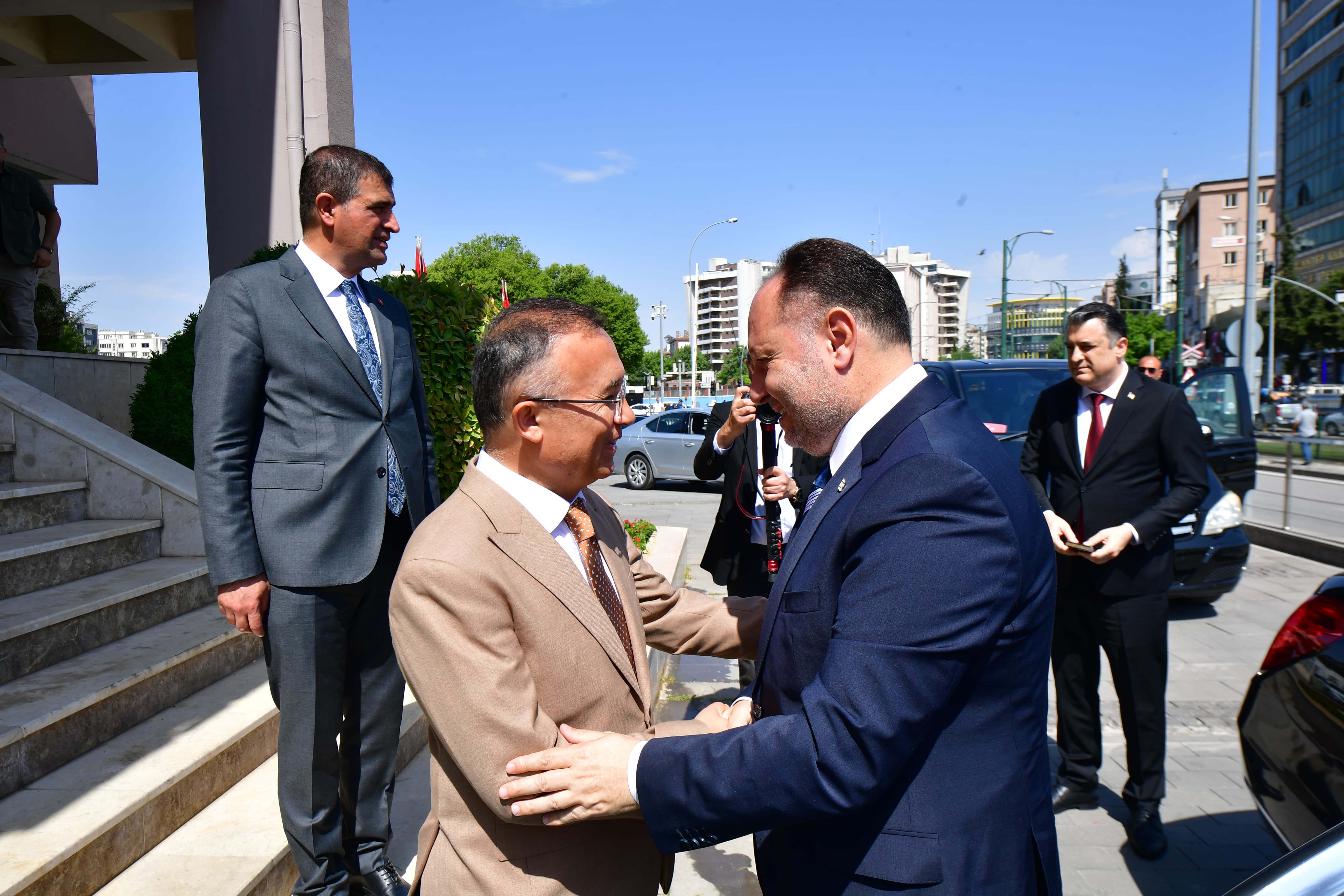 Meclis Başkanı Öztürkler Gaziantep’te