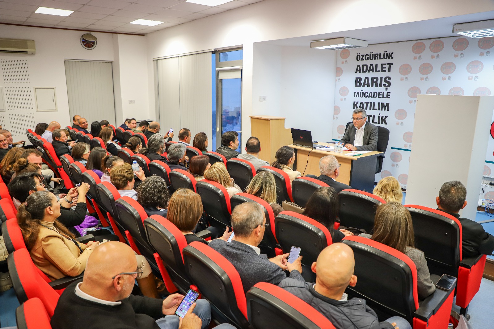 CTP’nin yeni Genel Sekreteri Erkut Şahali oldu