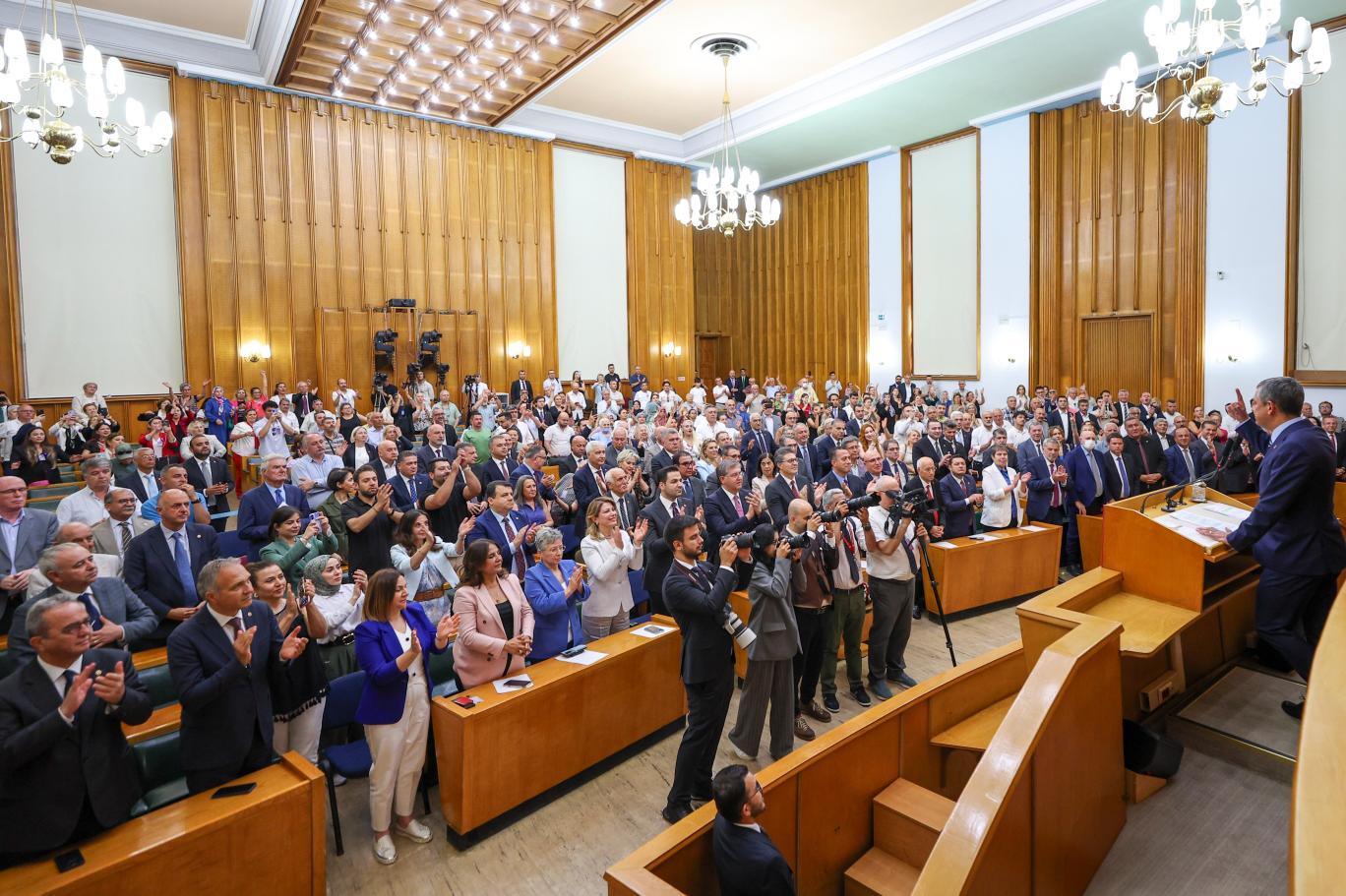 CHP'li milletvekilleri: Geri adım atmayacağız