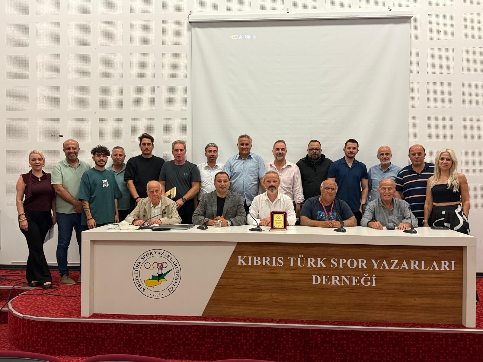 KTSYD, “Yeni Medyada Yapay Zeka" konulu panel düzenledi