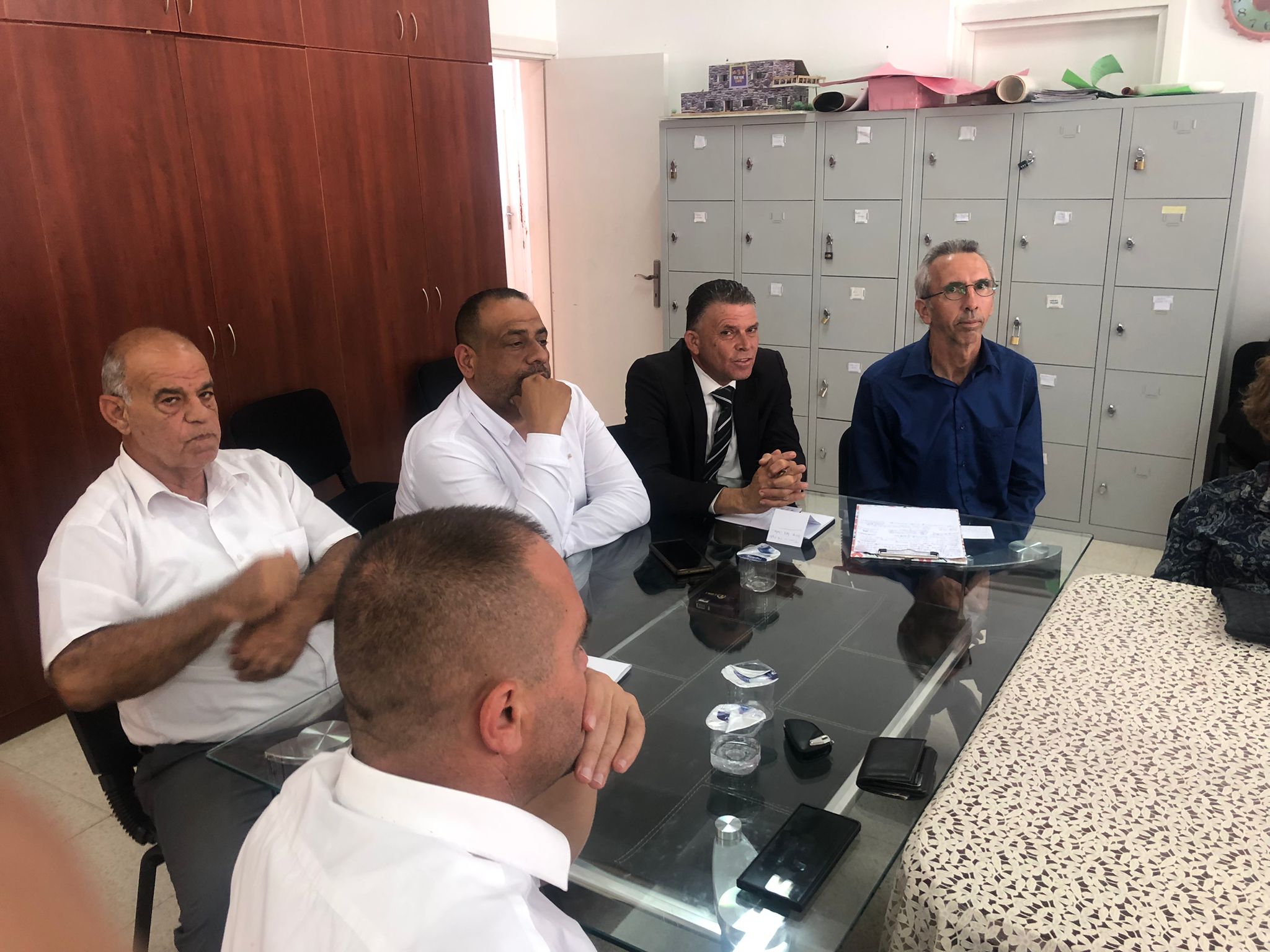 Karanfil, Lefke’nin eğitim altyapısının yenilenmesi için konunun takipçisi olacağını belirtti