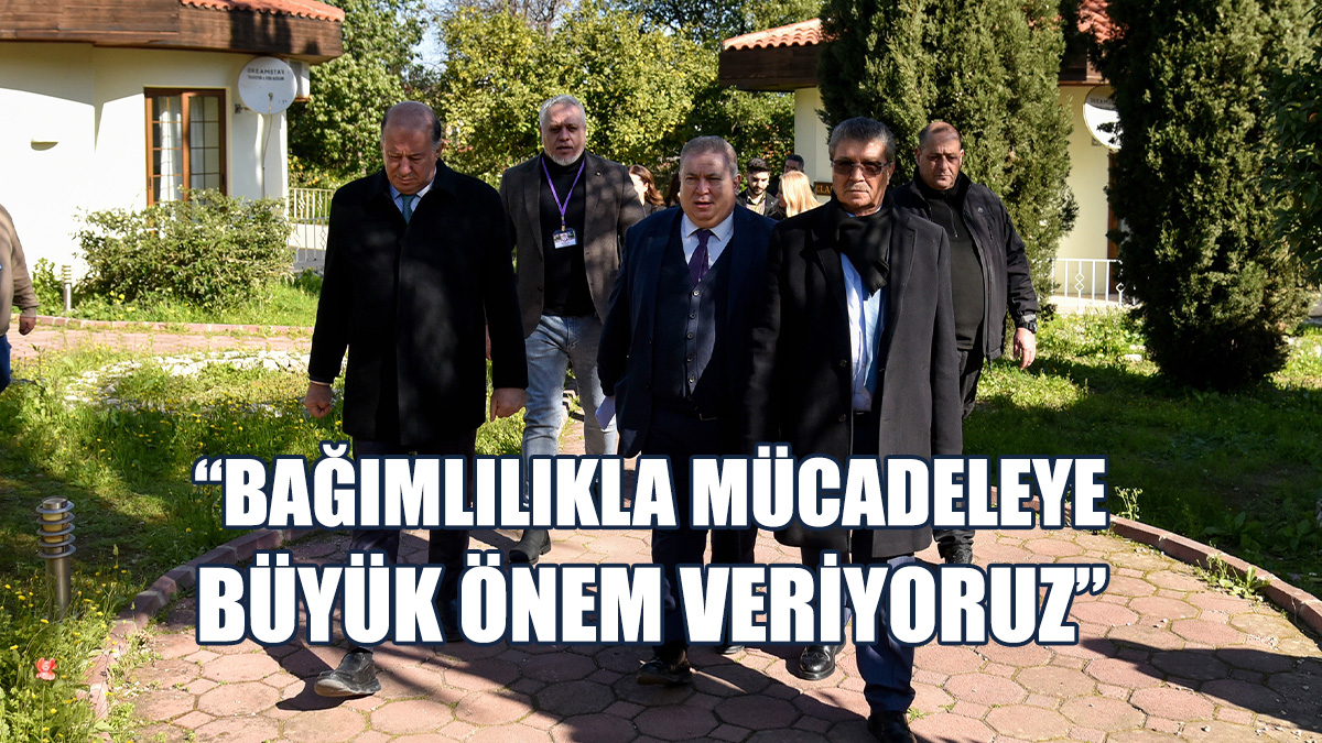 Üstel, Pembe Köşk Psikiyatri Hastanesi’ni Ziyaret Etti