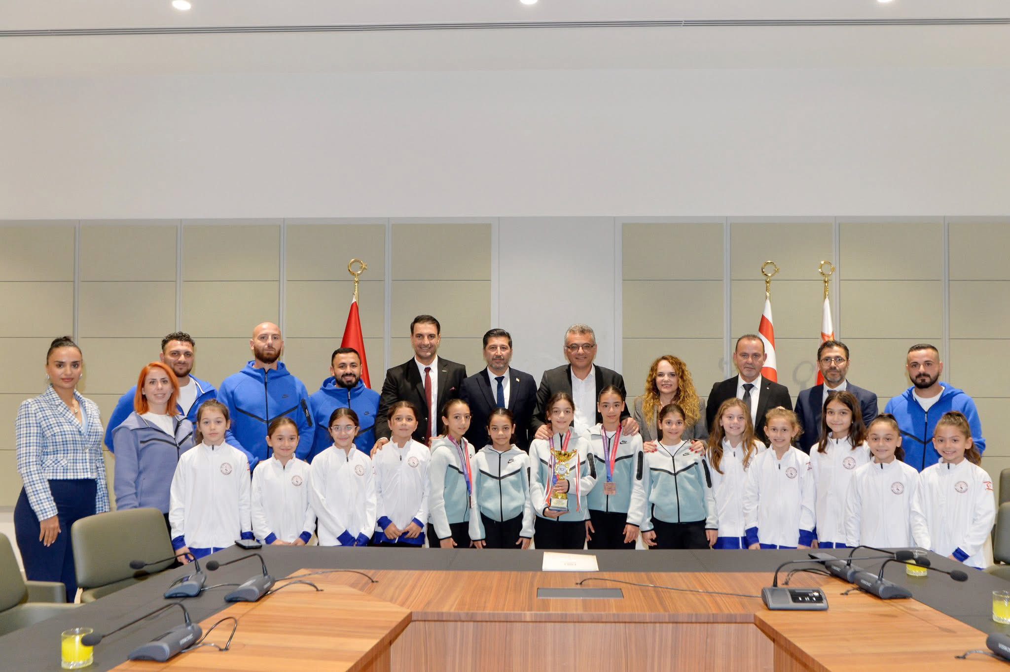 Sapsızoğlu: Yüreklerini ortaya koyan takımlarımızın başarıları, tarifsiz gurur yaşattı