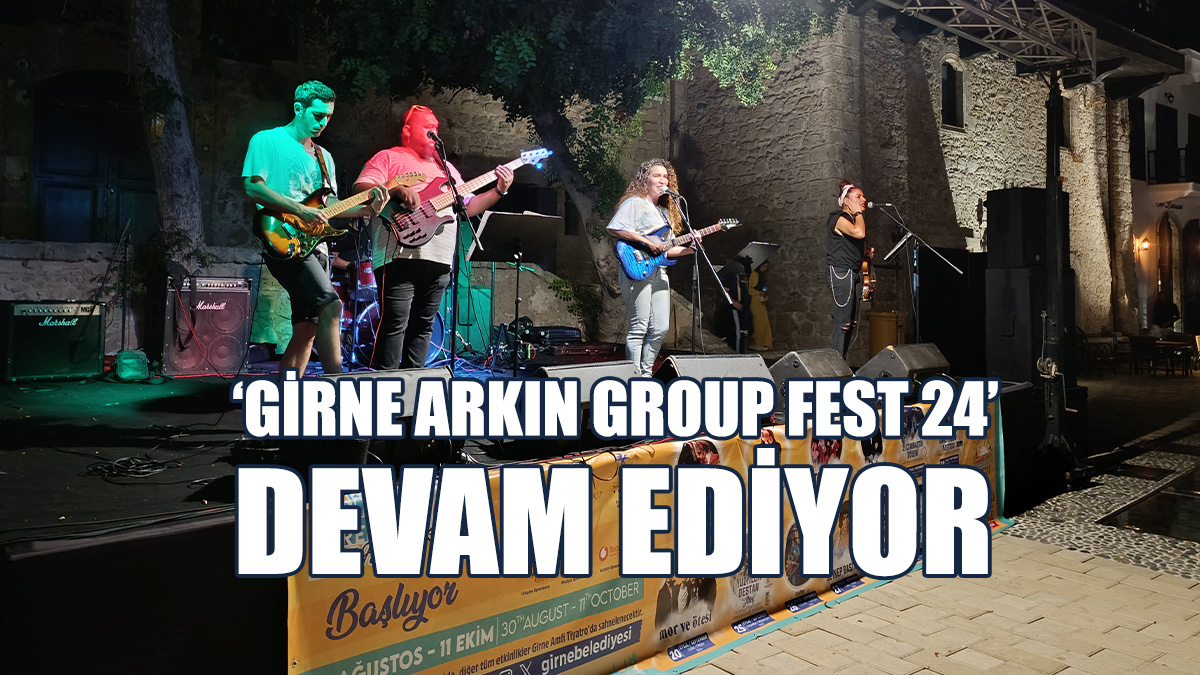 Bu Akşam Melek Mosso Sahne Alıyor