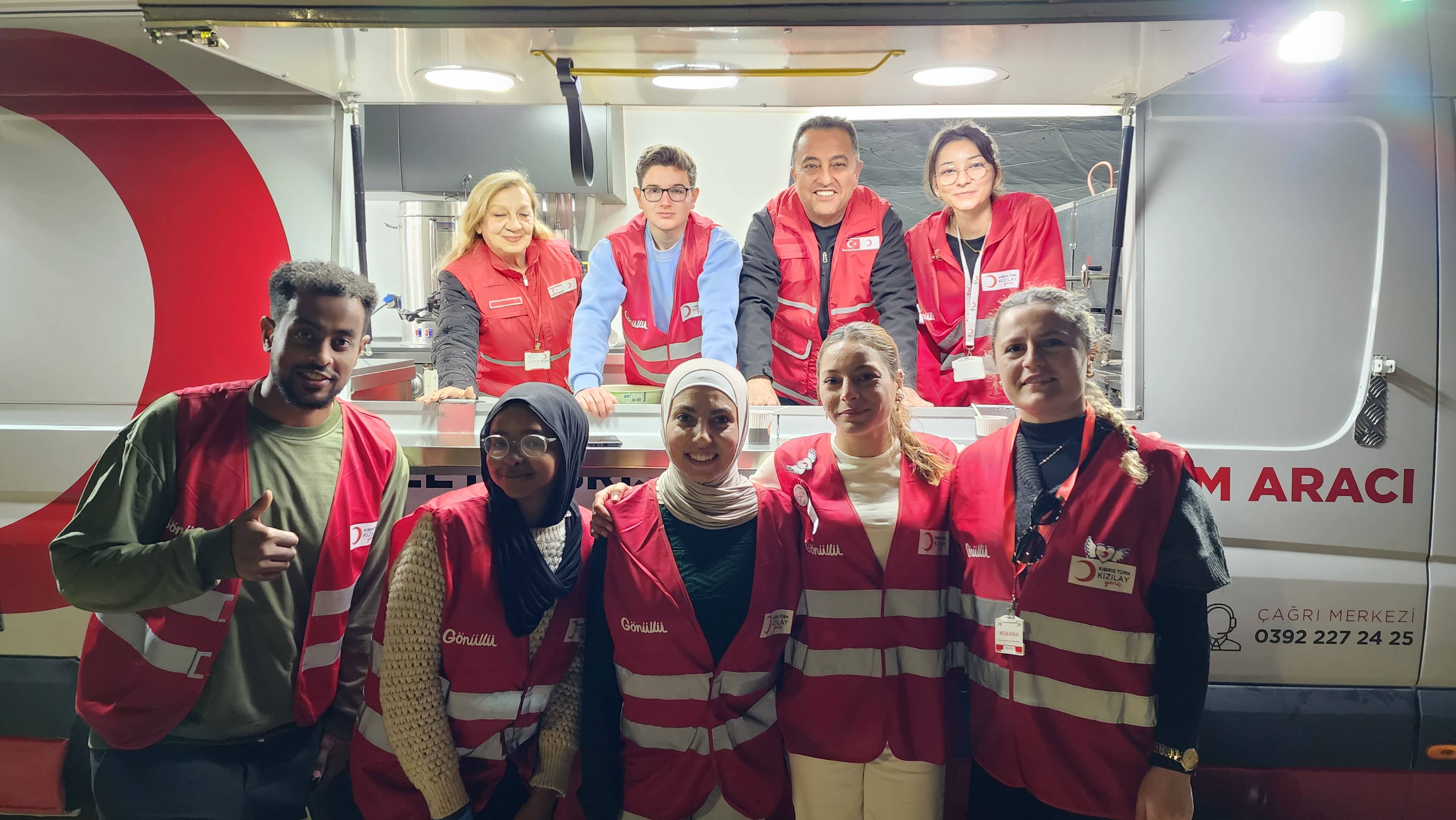 Kıbrıs Türk Kızılay, “Kızılay ile Kış Sabahları Isınıyor" projesini hayata geçirdi