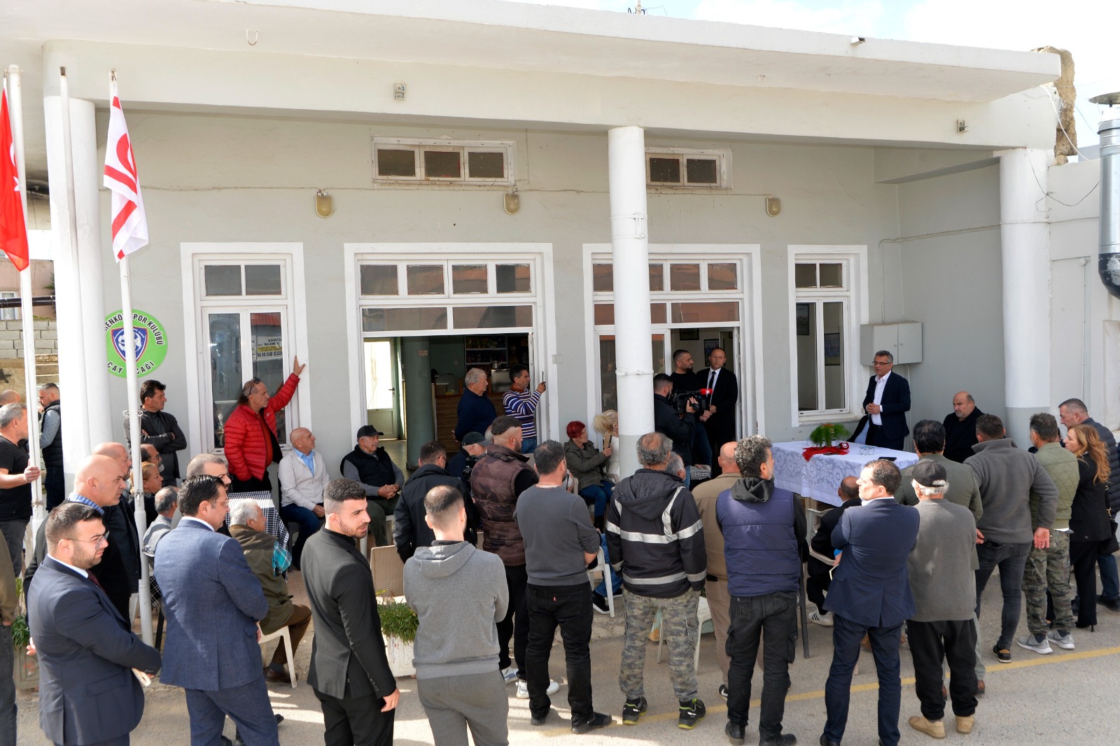 Cumhurbaşkanı Erhürman Karpaz halkıyla buluştu