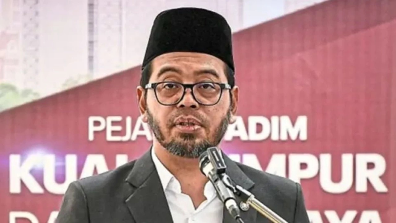 Malezyalı bakanın sözleri olay oldu: Eşcinselliğin nedeni iş stresi