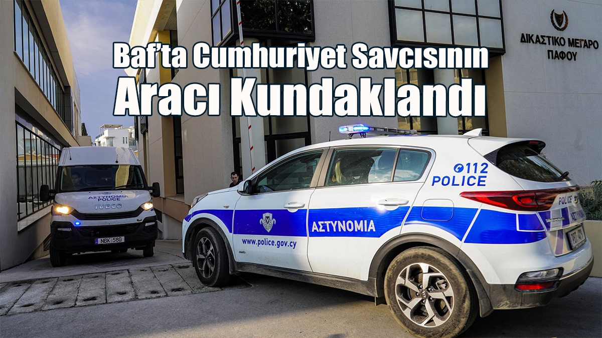 Savcının Aracı Tamamen Yandı, 2 Araçta Ağır Hasar Var