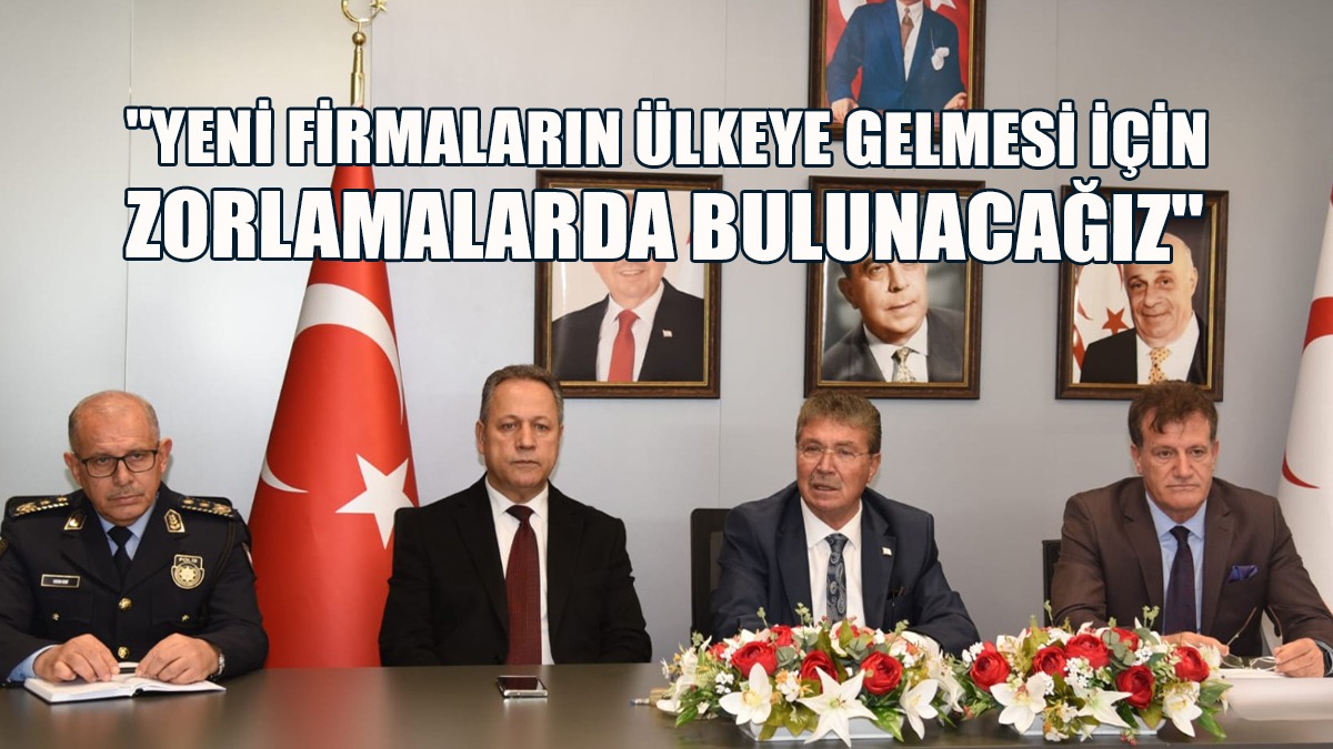 Başbakan Üstel, Ercan Havalimanında Paydaşlarla Bir Araya Geldi