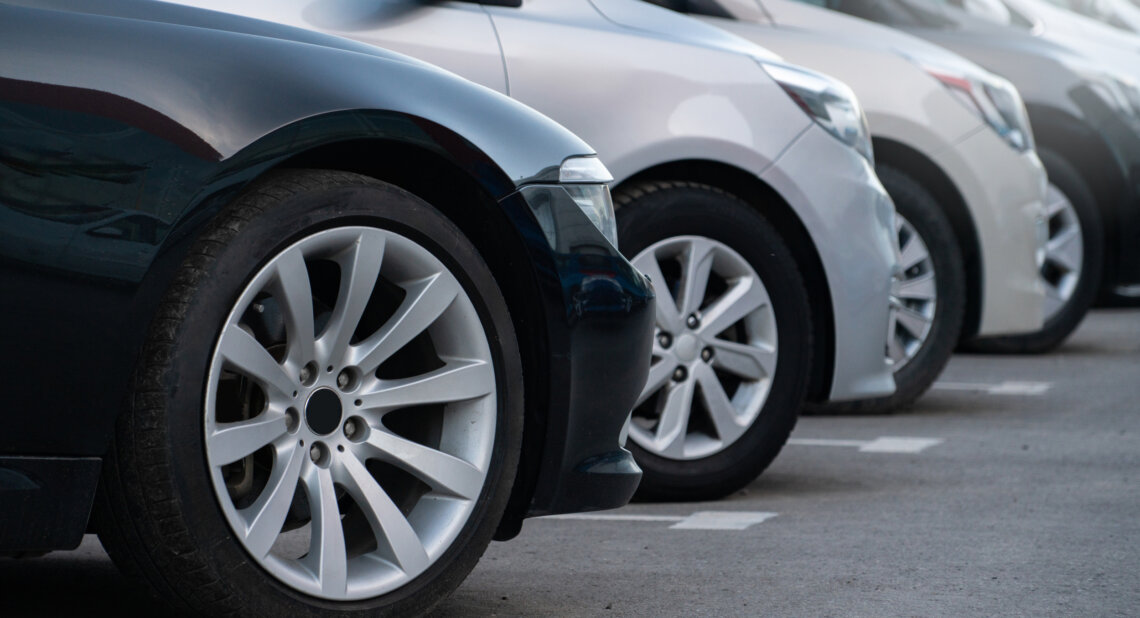 İngiltere’den Güney Kıbrıs’a gönderilen lüks arabalarda yolsuzluk