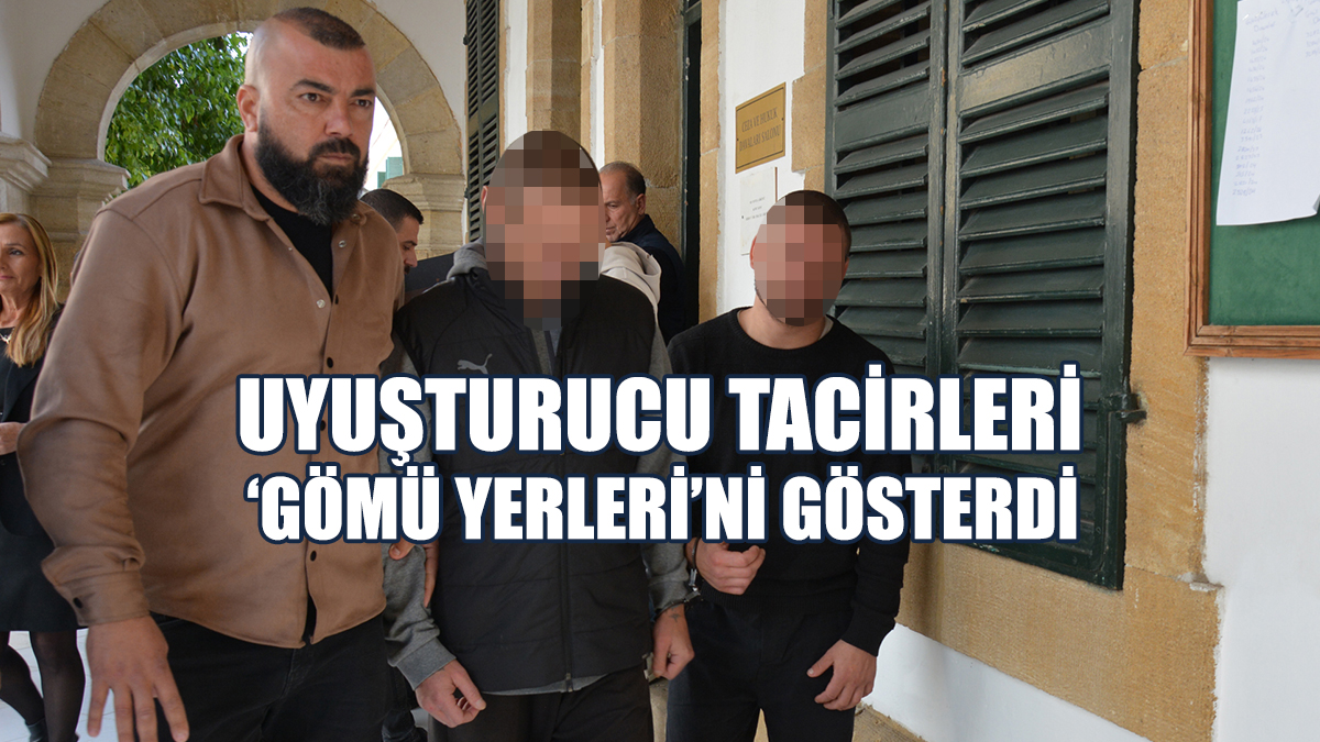 Kürek Ve Uyuşturucuyla Yakalandılar: 1 Kilo Kokain, 3 Kilo Kenevir…