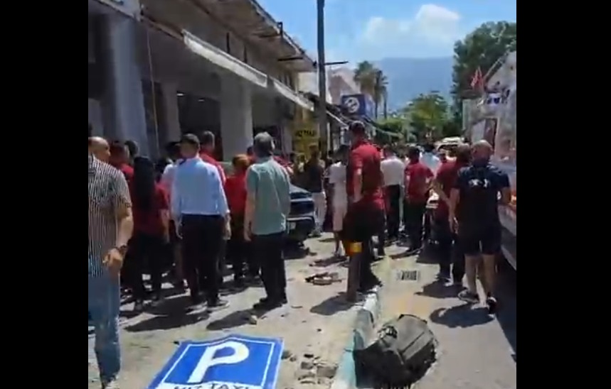 Girne’de zincirleme trafik kazası: 4 kişi yaralandı