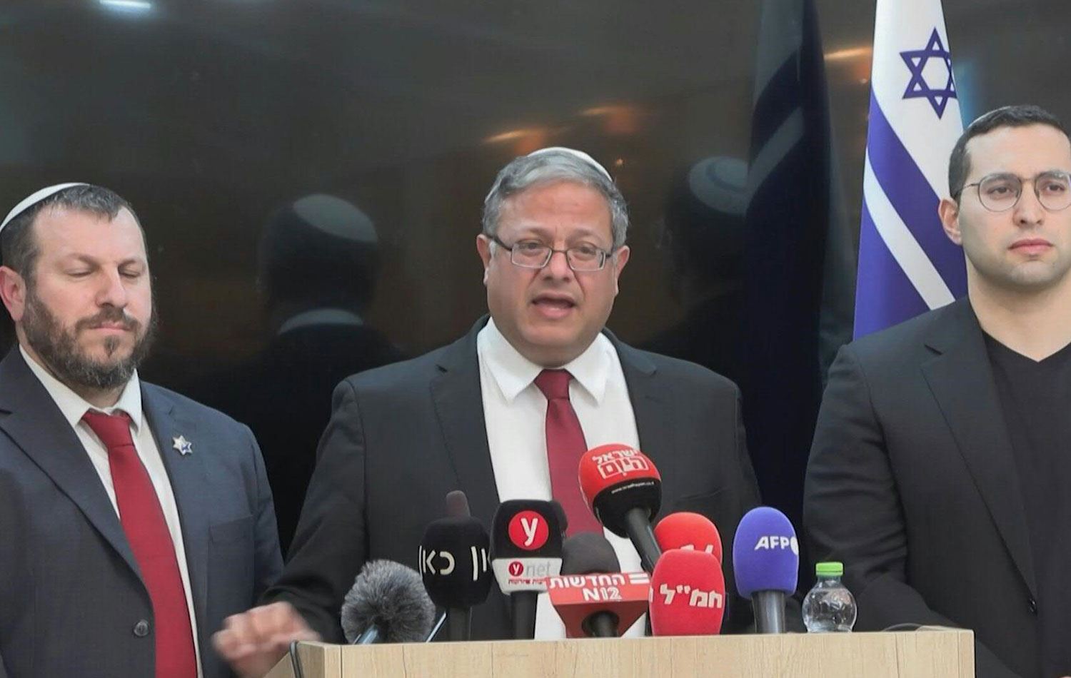 İsrailli Bakan, aktivistlerin birkaç ay hapiste tutulması gerektiğini savundu