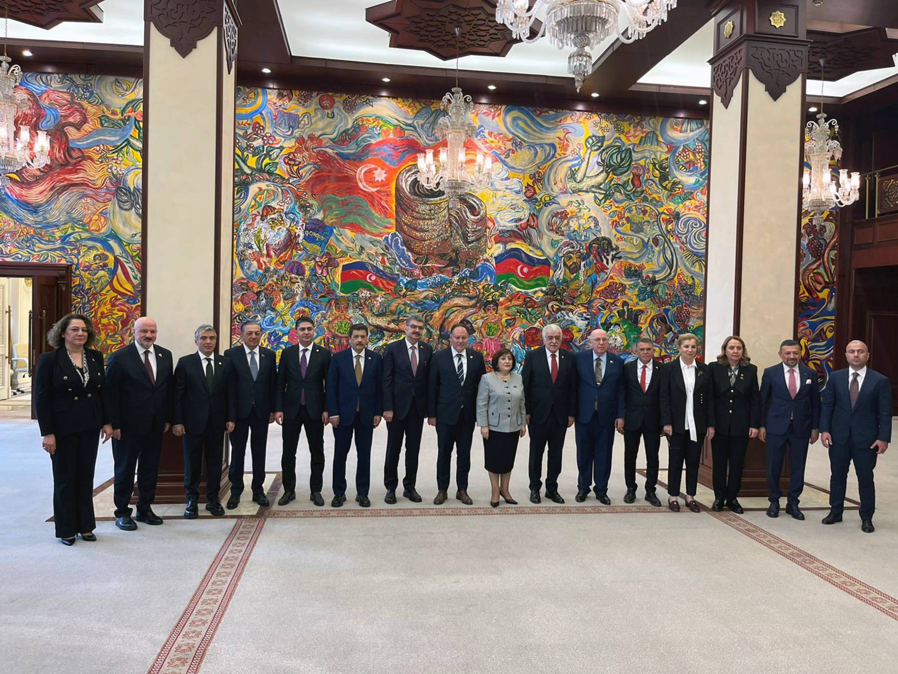 Öztürkler Bakü’de… Azerbaycan Milli Meclisi Başkanı Gafarova ile görüştü