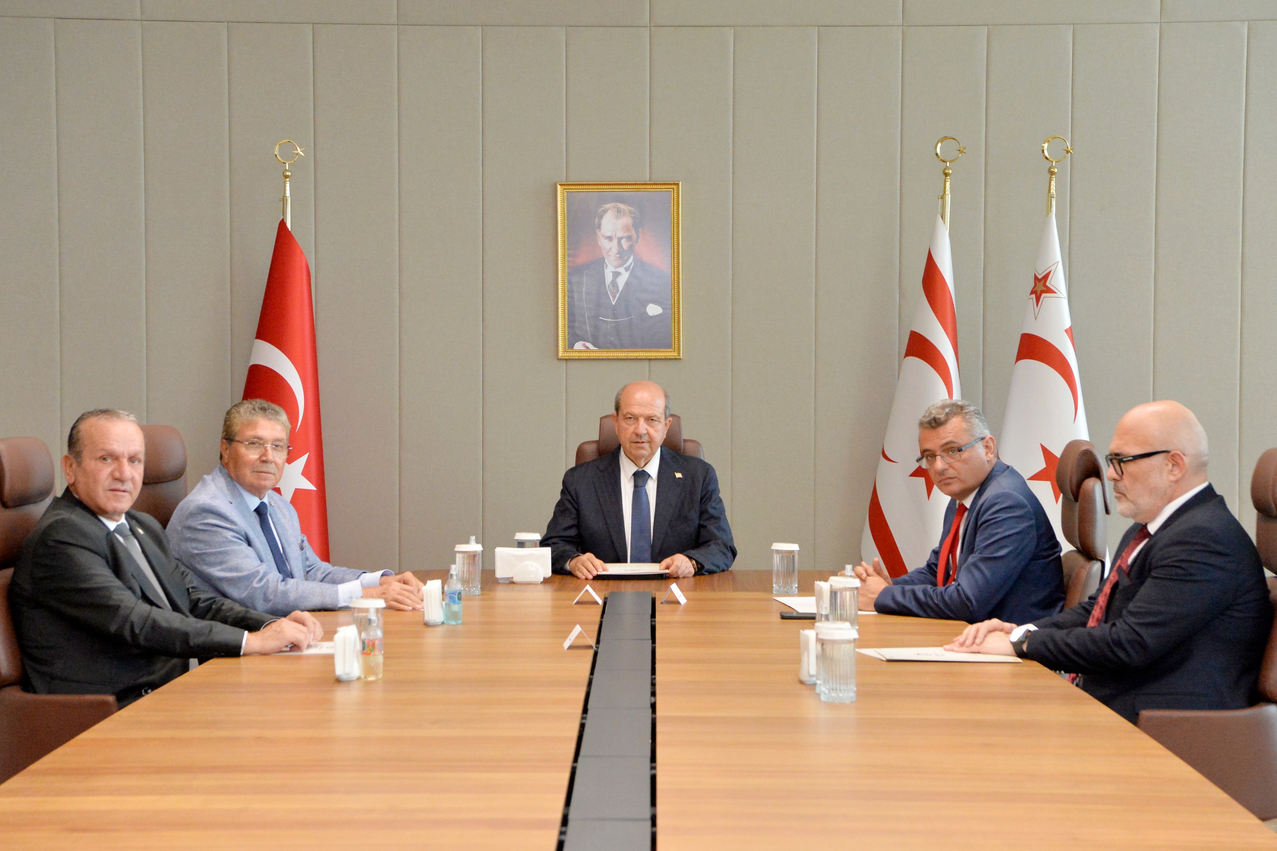 Üstel: Öncelikli konumuz KKTC’de iş yapan insanlara yönelik tutuklamalar