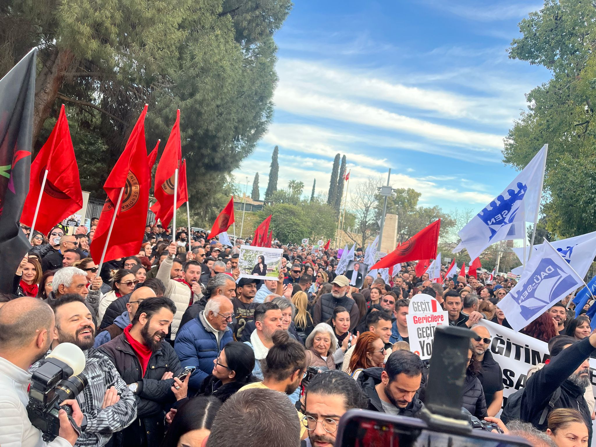 WhatsApp Image 2025-04-14 at 18.28.18_51e6dbe8.jpg