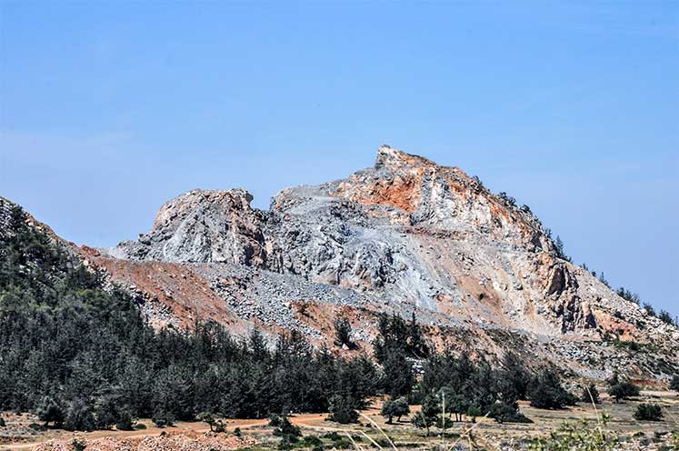 Beşparmak Dağları’ndaki taş ocakları Rum basınının gündeminde