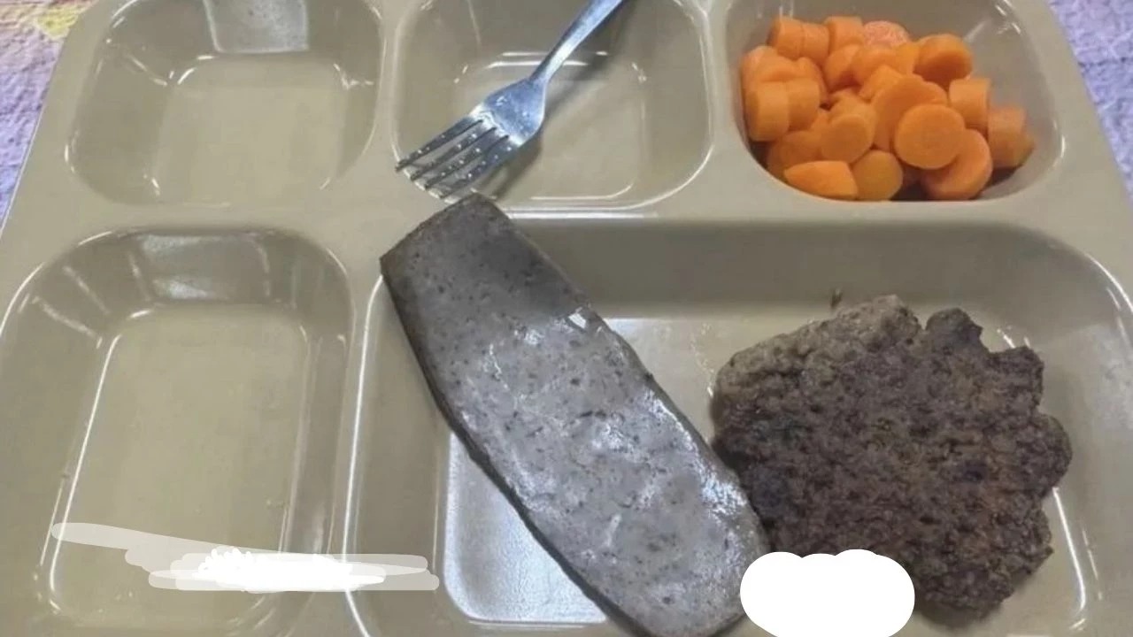 Dev savaş gemilerinde gıda alarmı: Askerlerin yemek tabağı gündem oldu