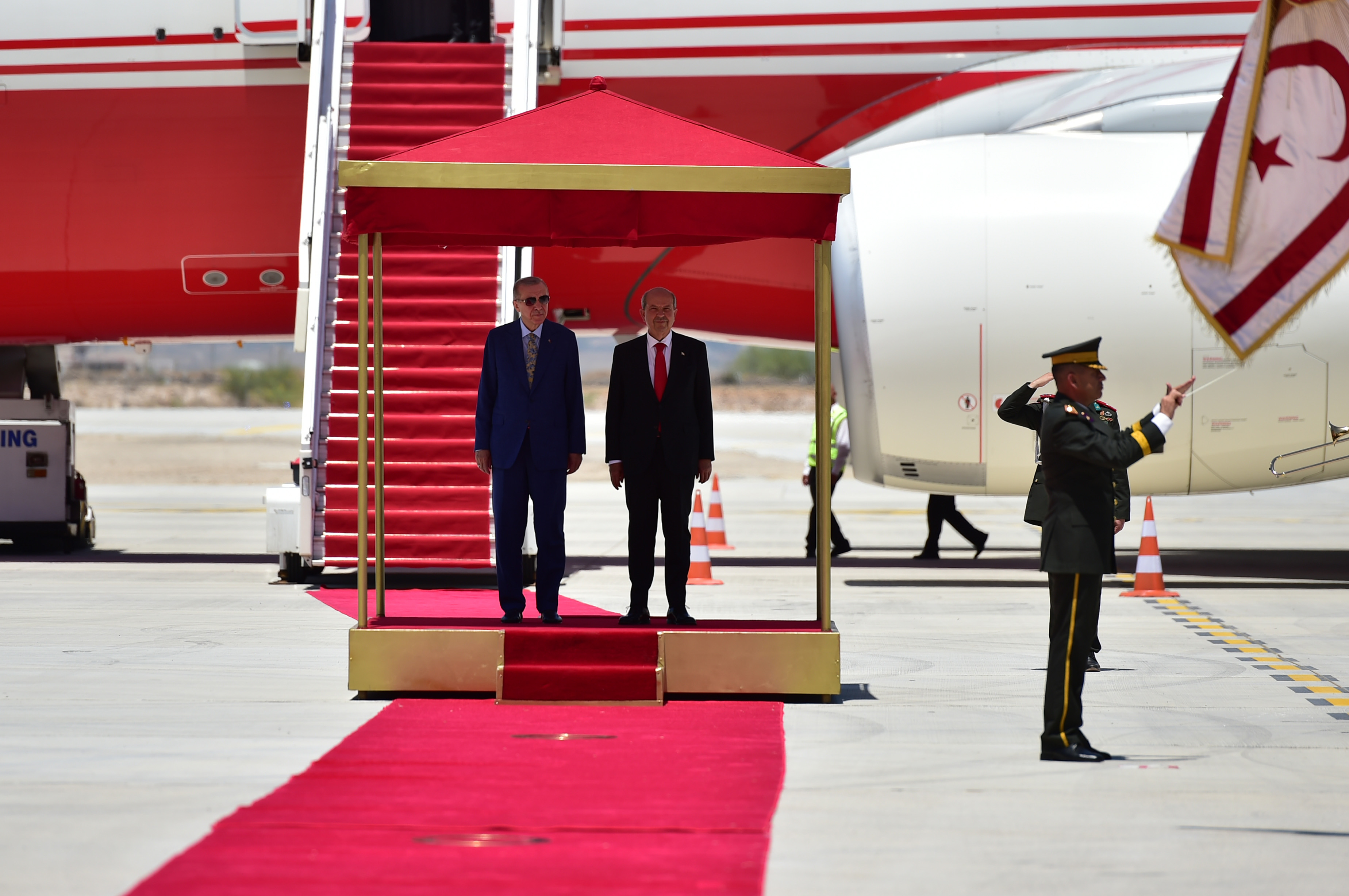 Türkiye Cumhurbaşkanı Erdoğan KKTC'de
