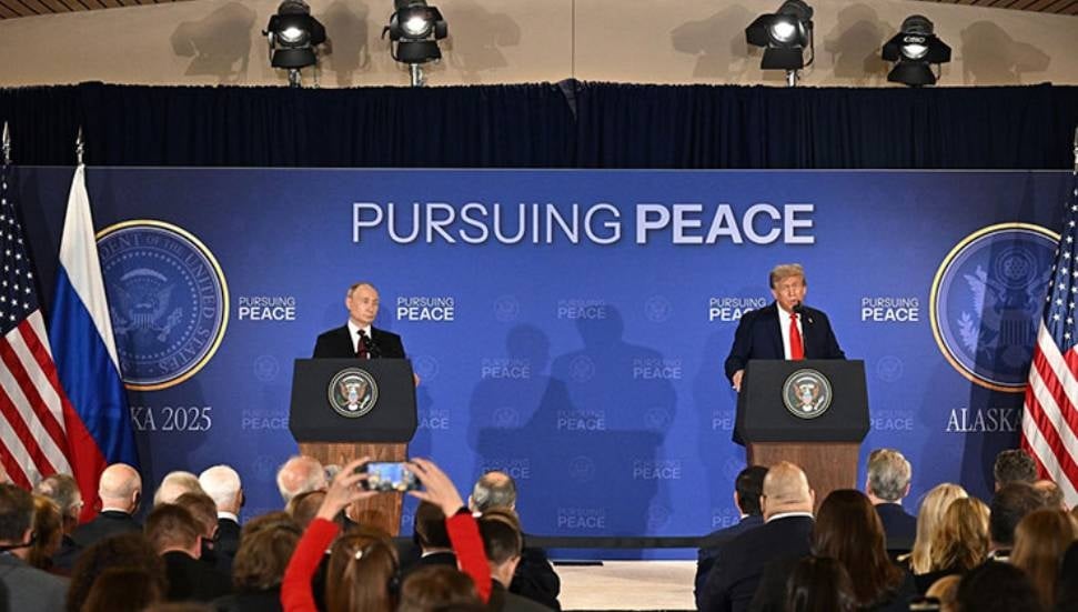 Trump ve Putin görüştü...