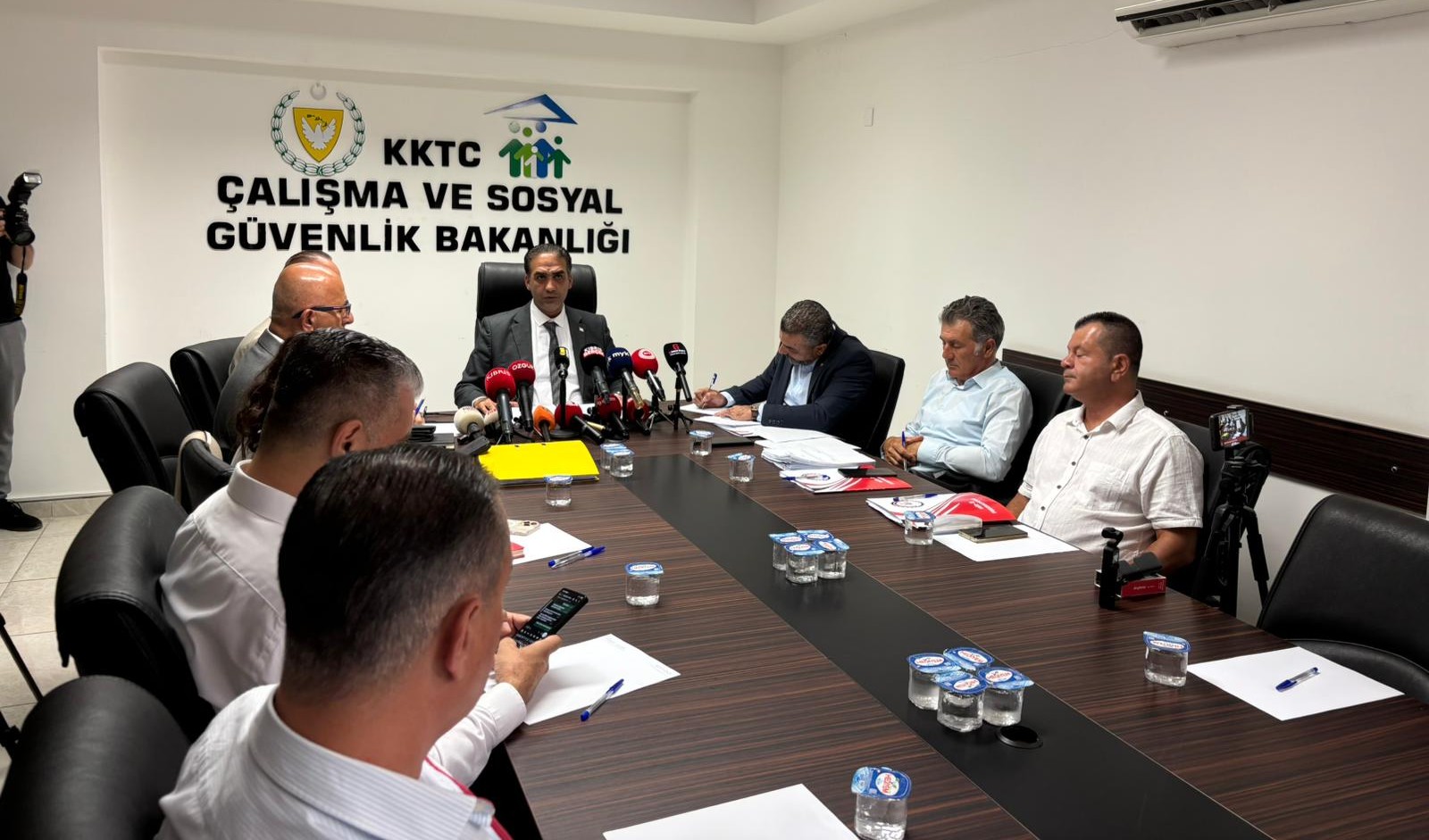 Gardiyanoğlu: Asgari ücrete en geç pazartesi günü karar verilecek