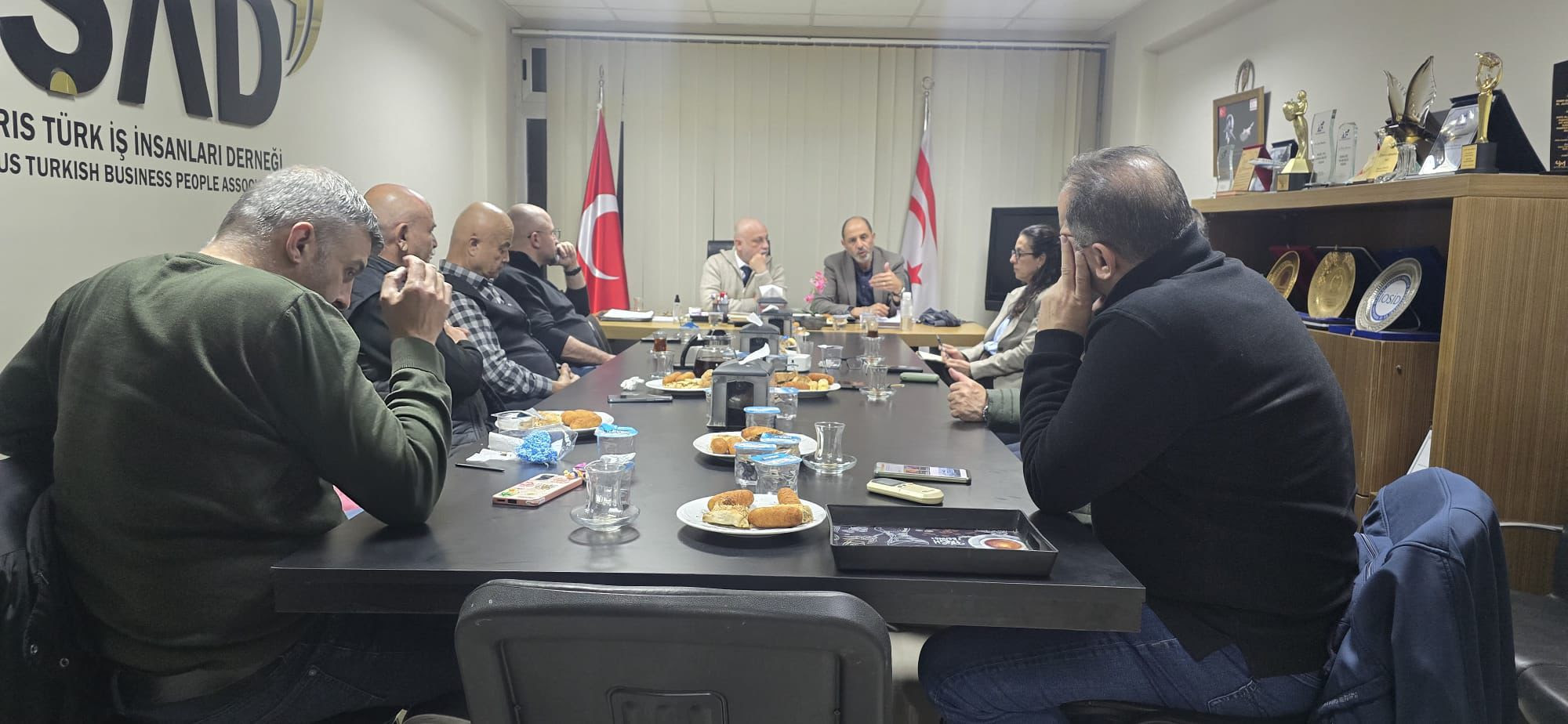 Halkın Partisi, İŞAD’ı ziyaret etti