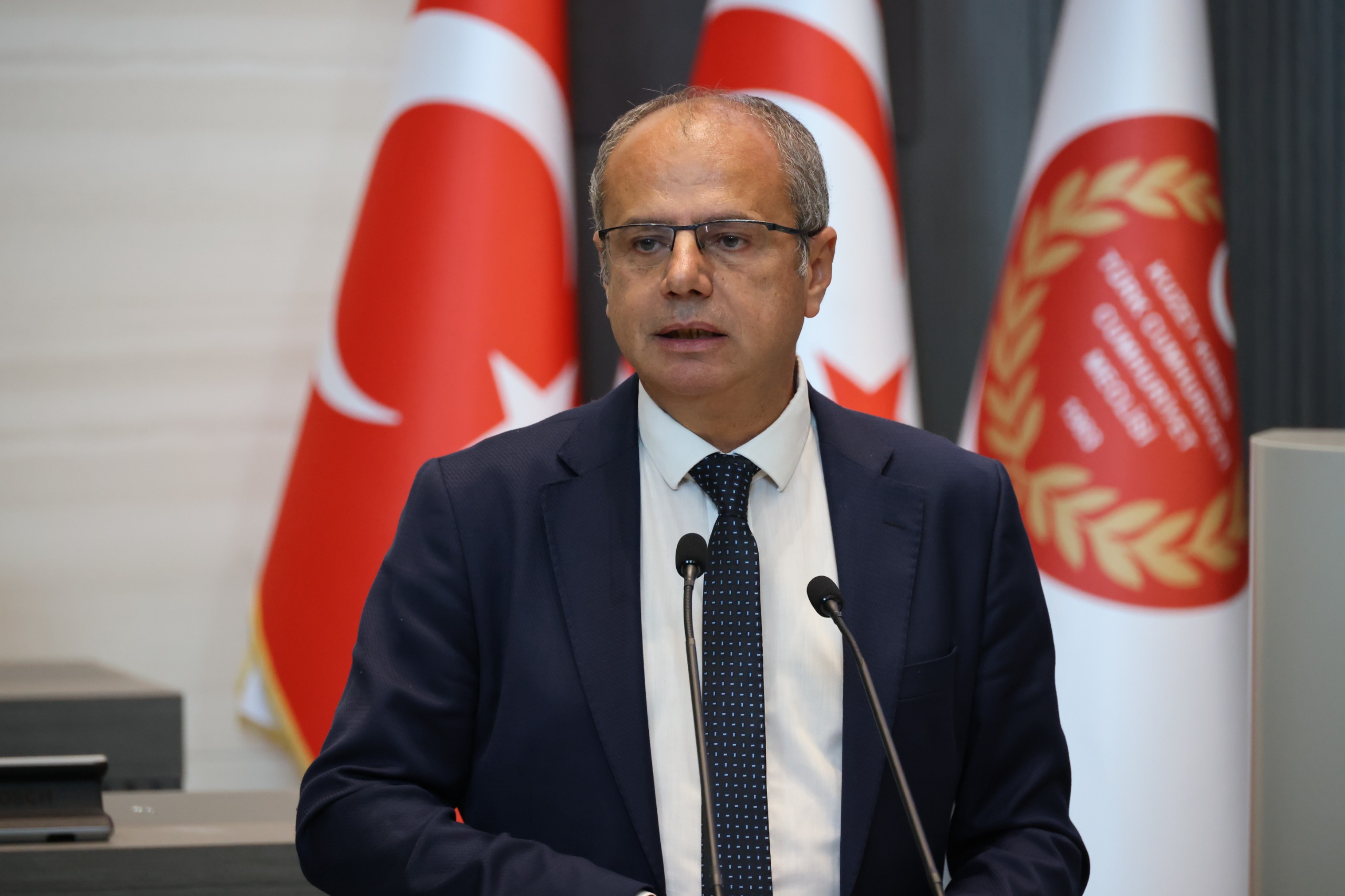 Özuslu: Turizmde, iddia edildiği gibi, işler iyiye gitmiyor