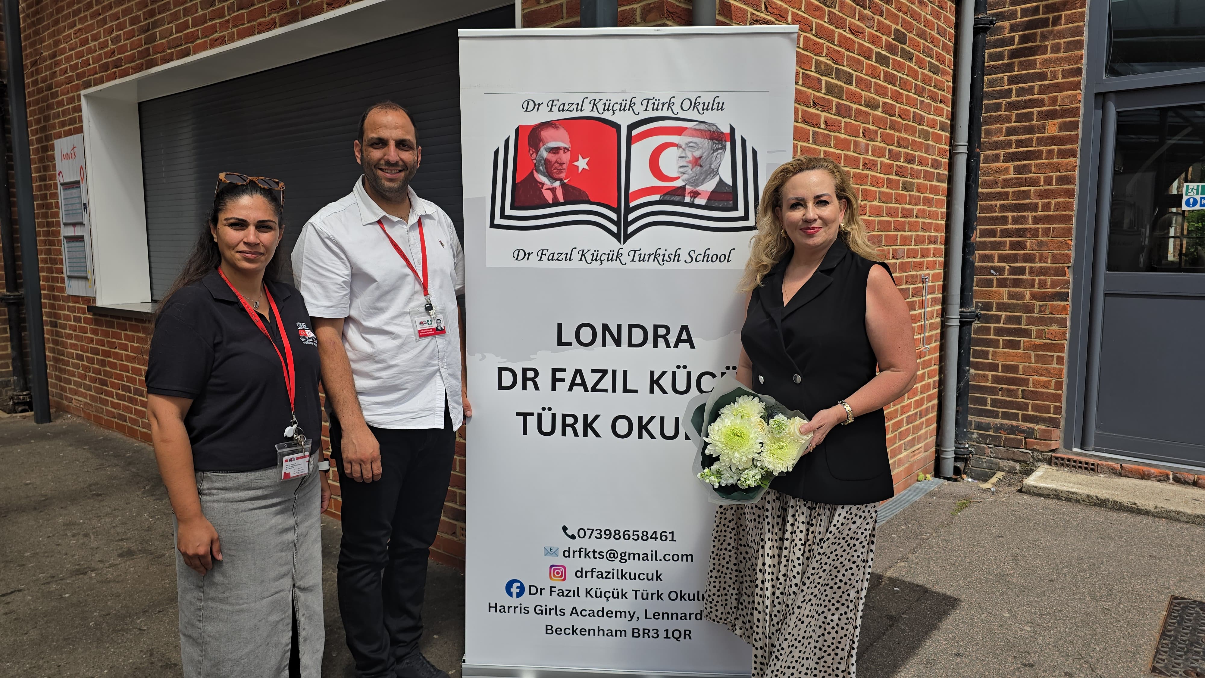 Sibel Tatar Londra’dan duyurdu: Öğrenci sayısı artan Türk okullarına kira desteği