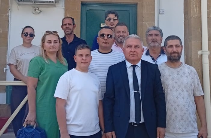 Bağımsız aday Hüseyin Gürlek YSK'ya başvuru yaptı