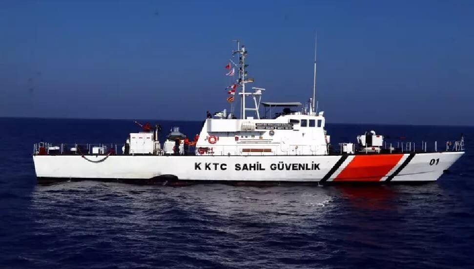 Ötüken bölgesi açıklarında 25 düzensiz göçmen tespit edildi