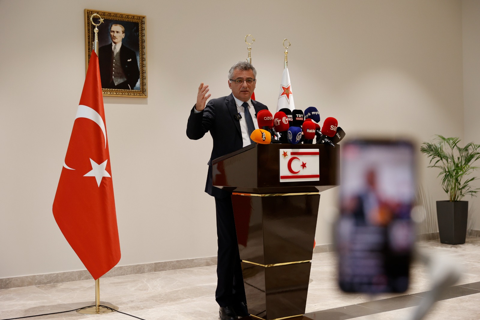 Erhürman: Açık ve samimi bir toplantı gerçekleştirdik