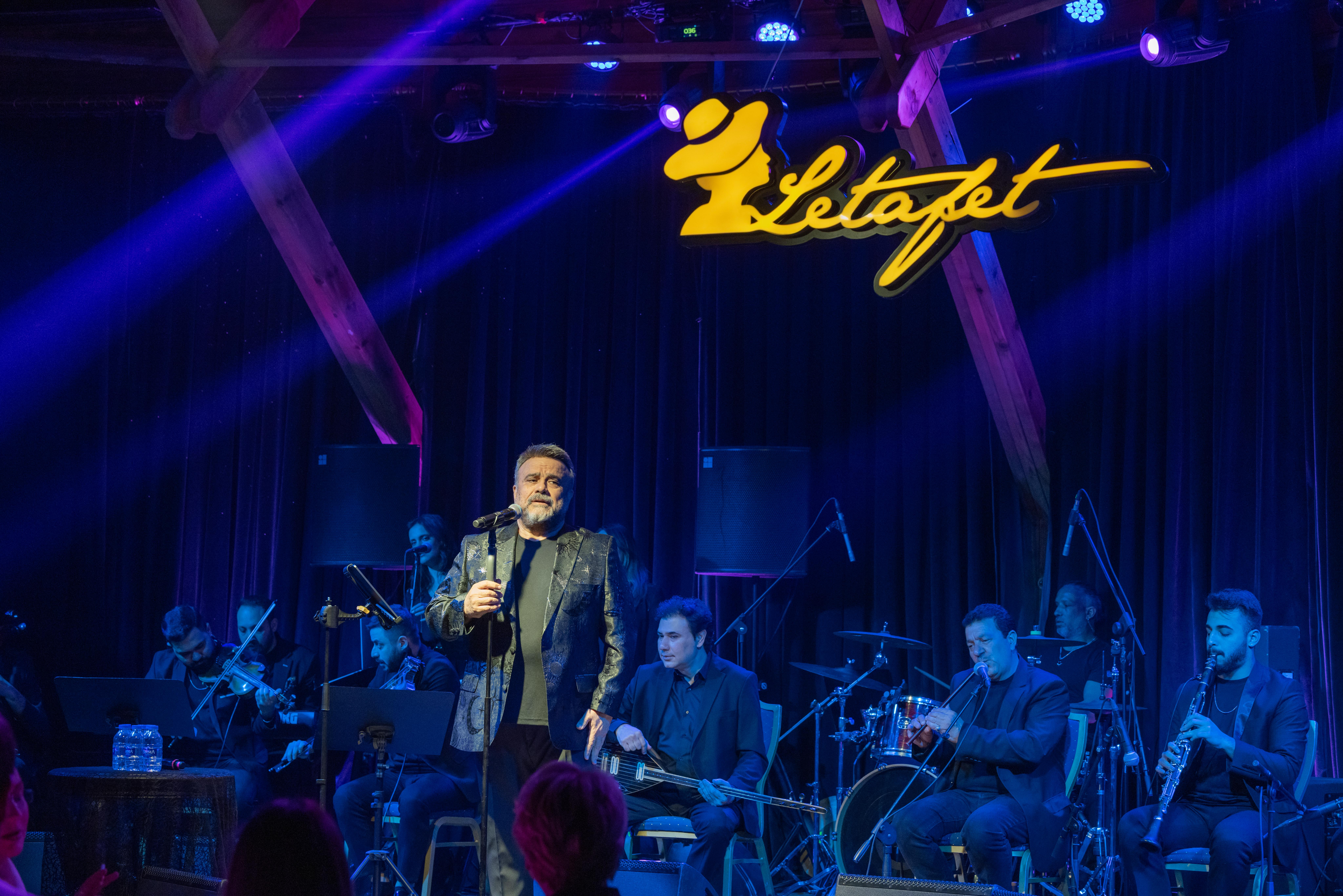 Bülent Serttaş Letafet’te gönüllere taht kurdu